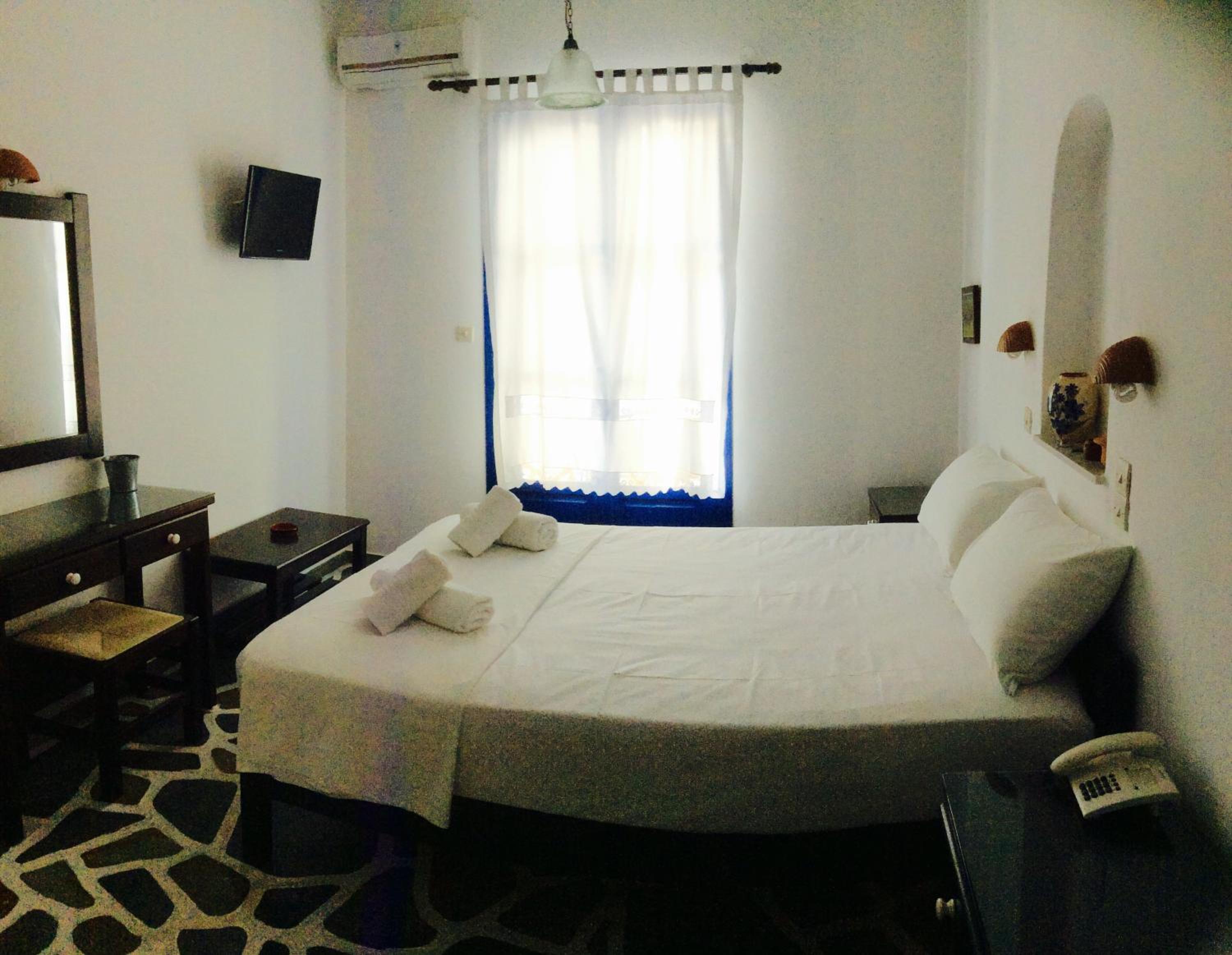Studio with Partial Sea View(2 adults)