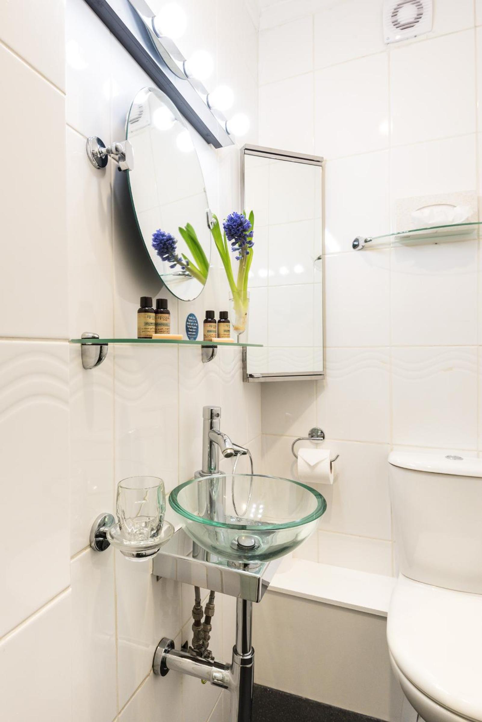 Double Room - Photo 2