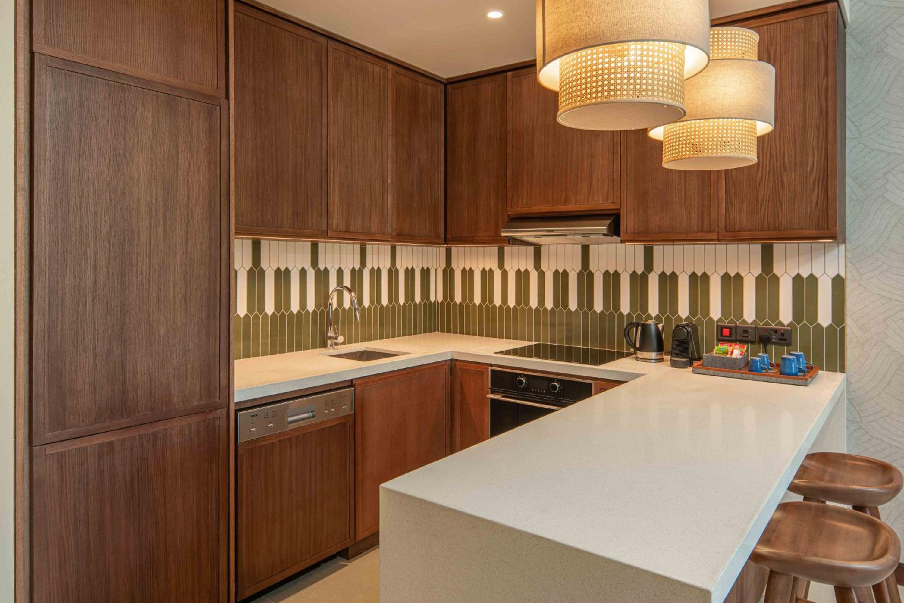 One-bedroom King Apartment - Nature View