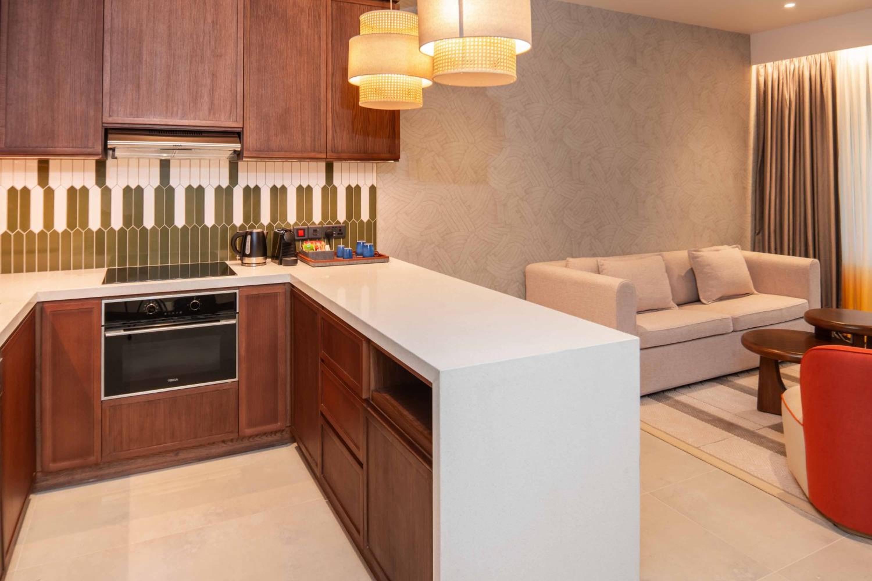 One-bedroom King Apartment - Nature View