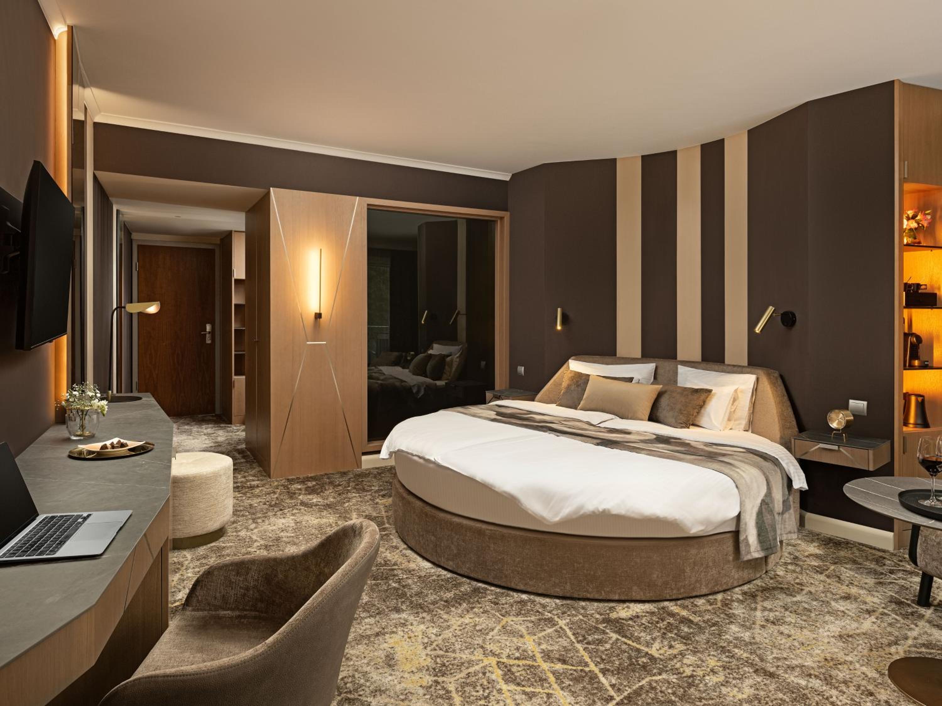 King Superior Double Room photo 3
