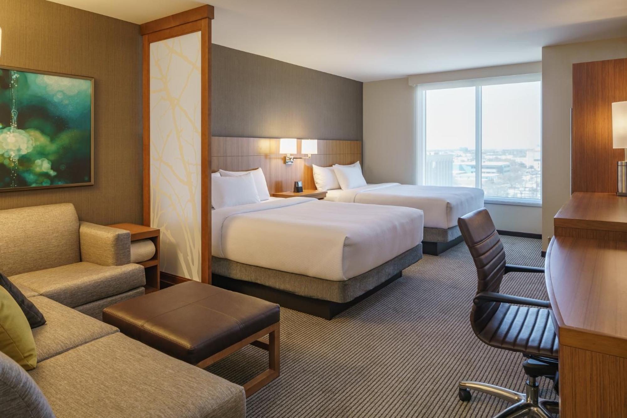 Queen Room with Two Queen Beds and Sofa Bed photo 1