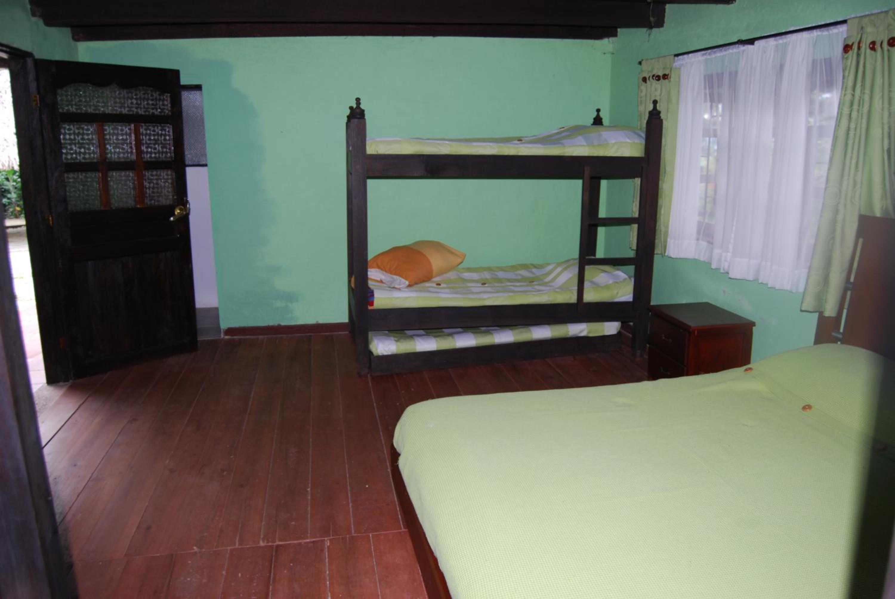 Deluxe Double or Twin Room photo 3