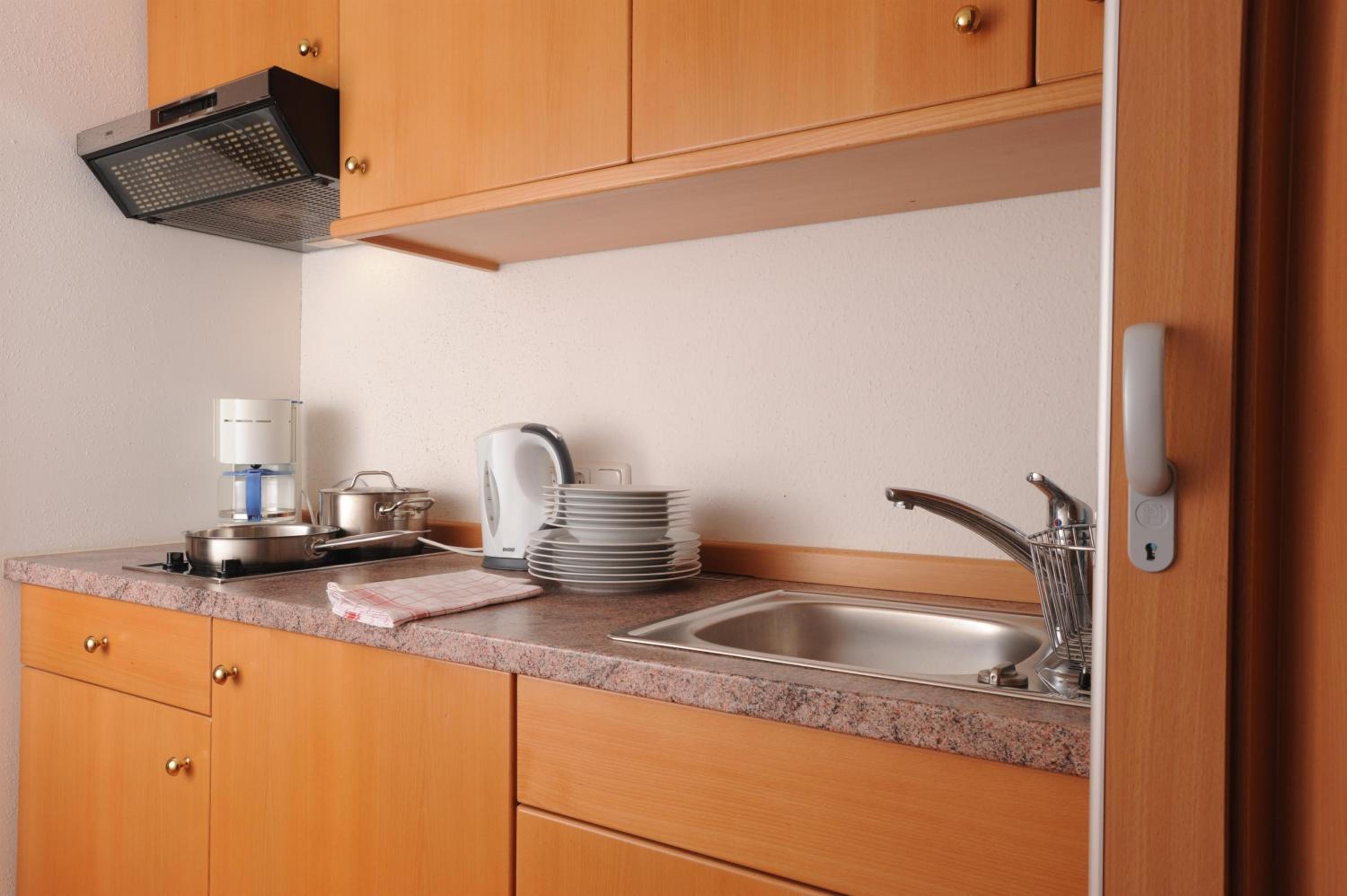 Two-Bedroom Apartment with Bathroom photo 2