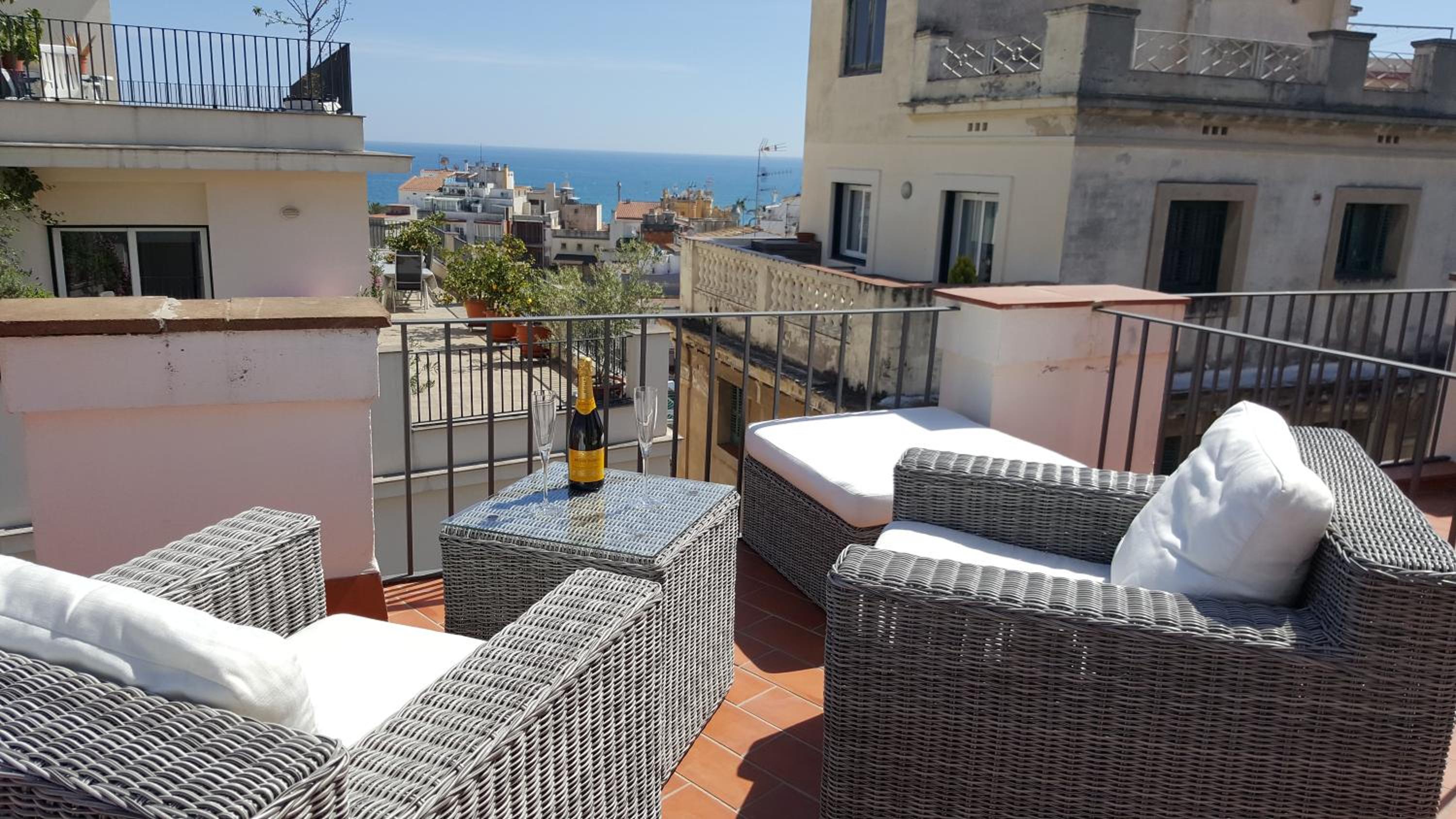 Apartment with Terrace photo 2