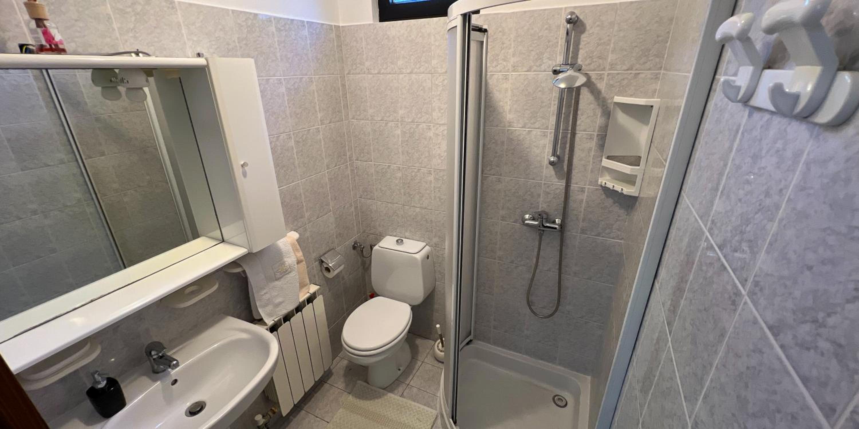 One-Bedroom Apartment with Sea View photo 3