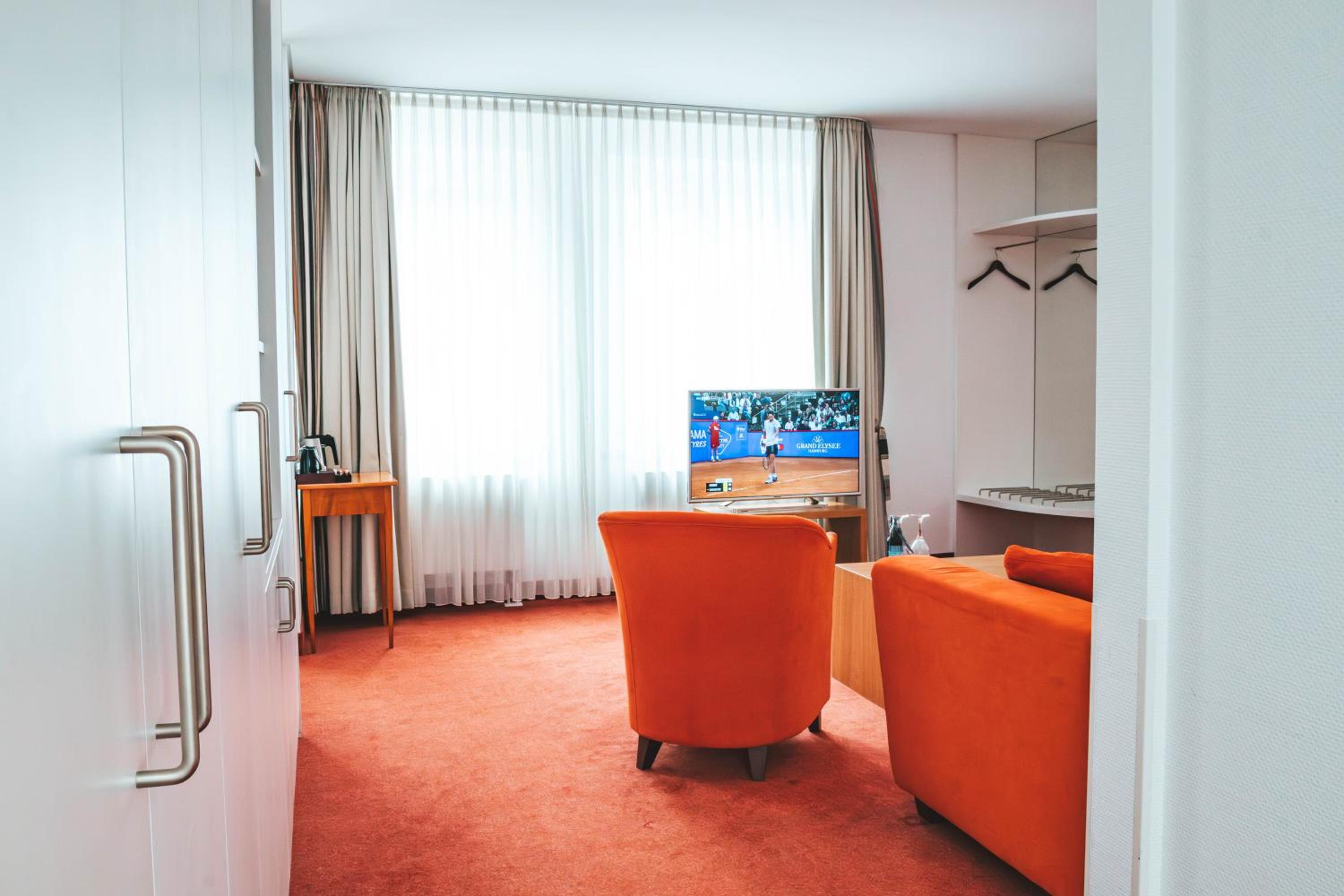 Suite with Garden View