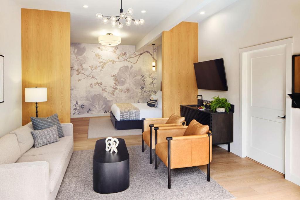 Enso Suite at Gaige House - Photo 1
