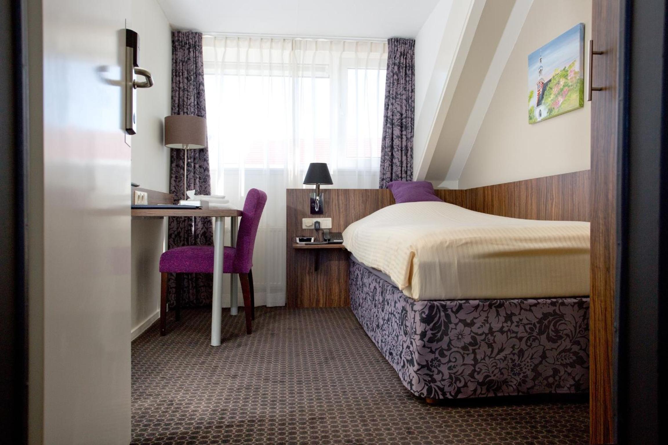 Single Room photo 3