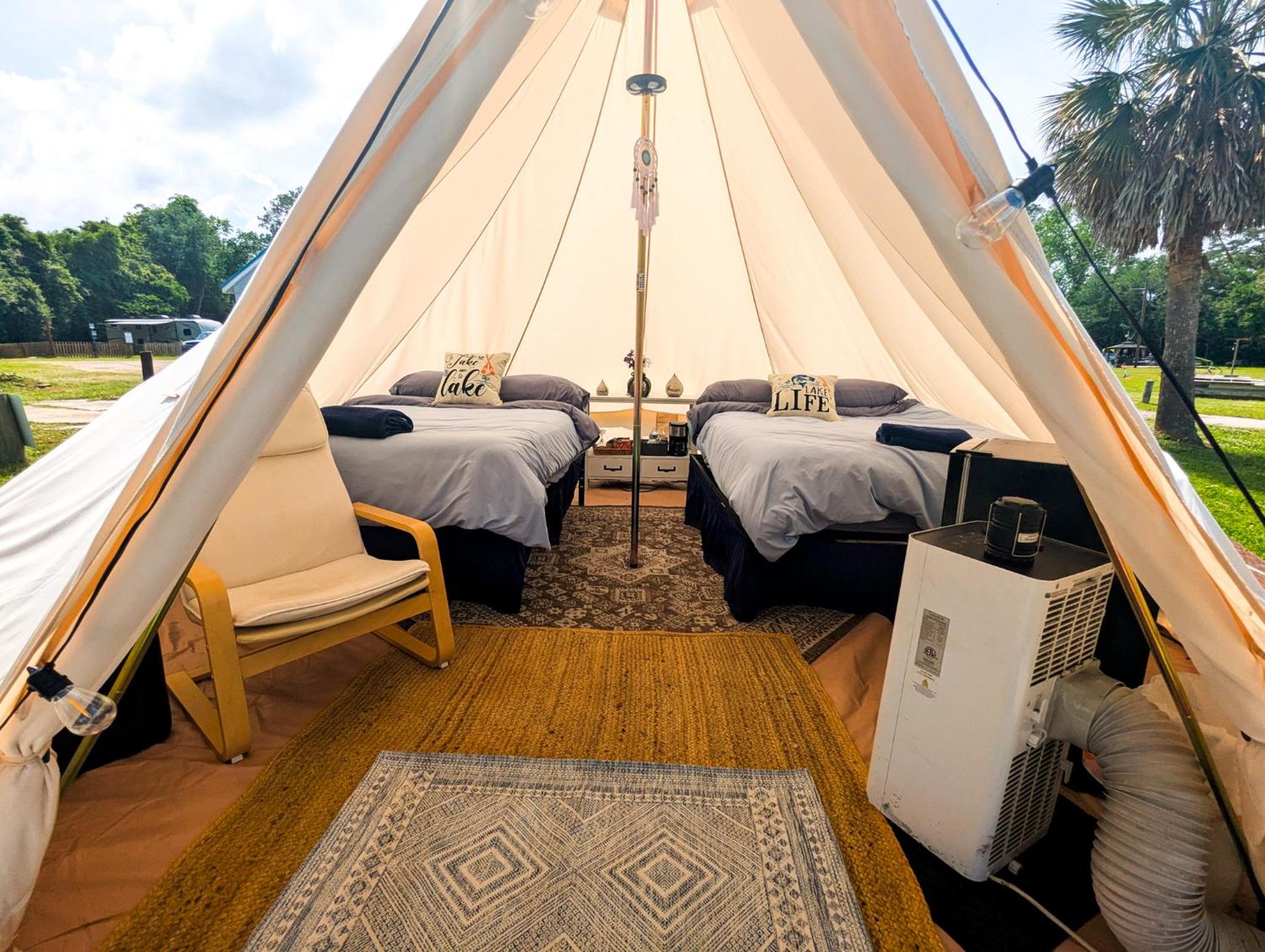 Tent - Photo 6
