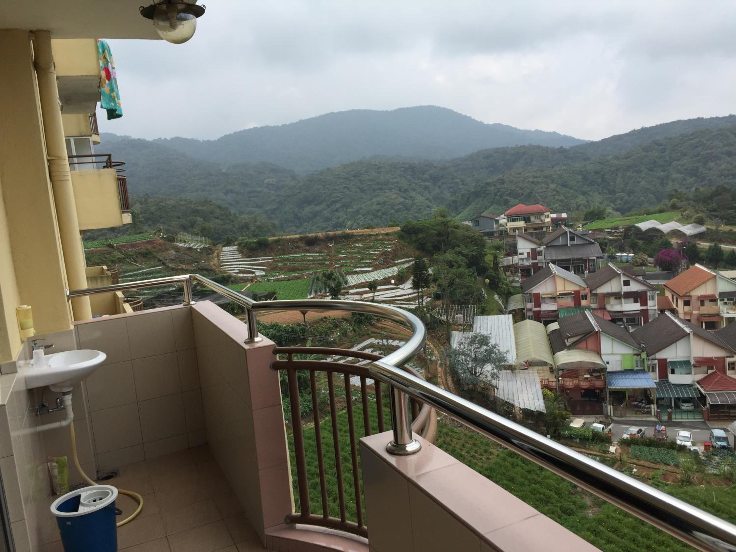 Apartment with Balcony photo 1