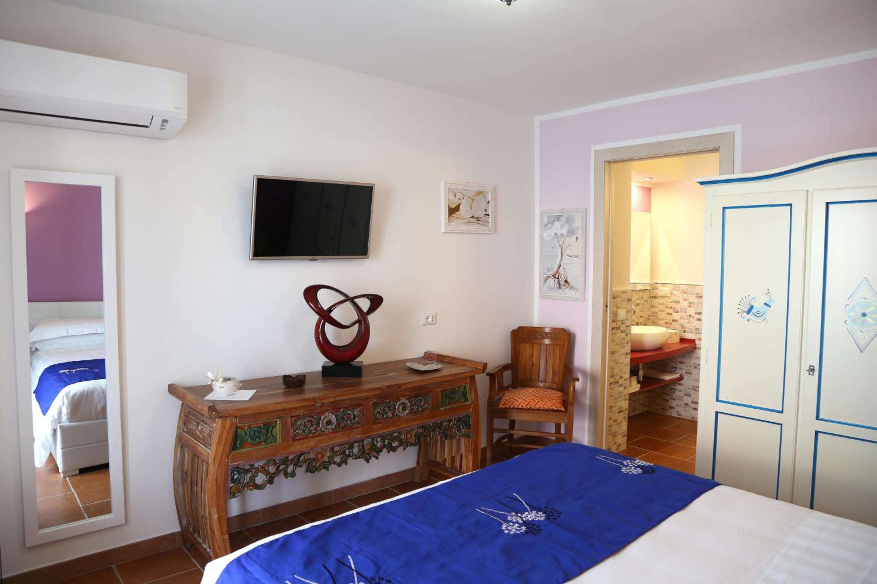 Standard King Room