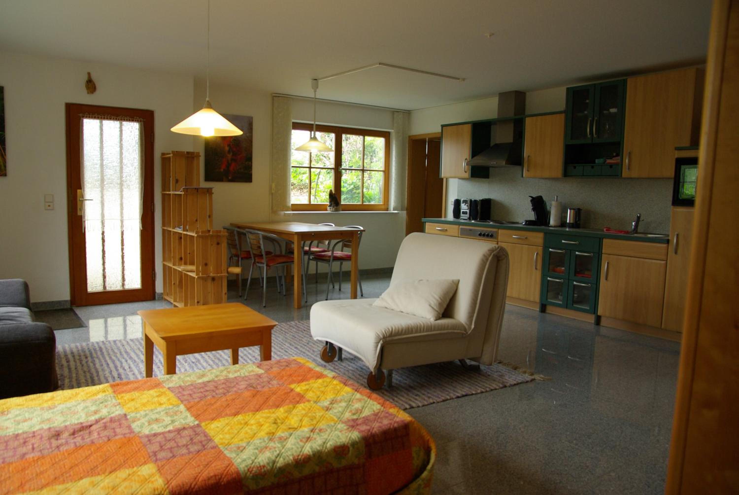One-Bedroom Apartment (Annex) - Basement photo 2