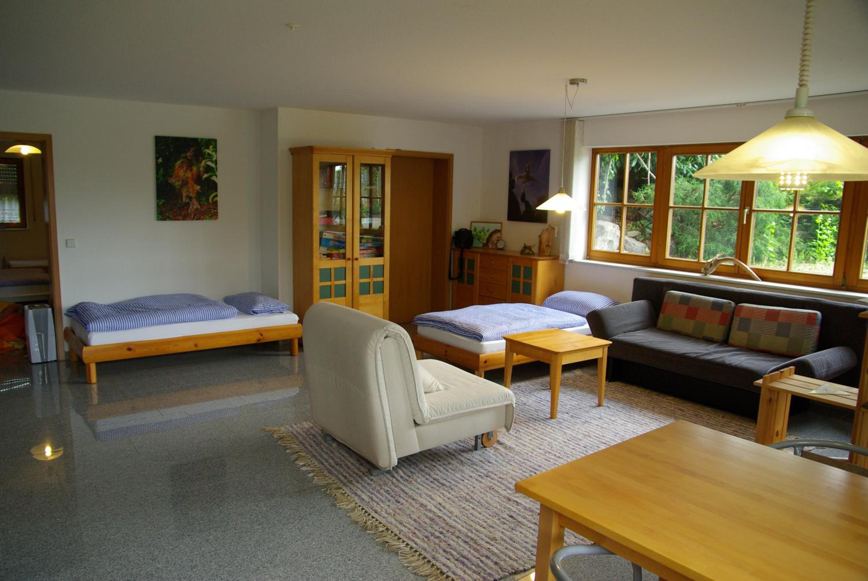 One-Bedroom Apartment (Annex) - Basement photo 3