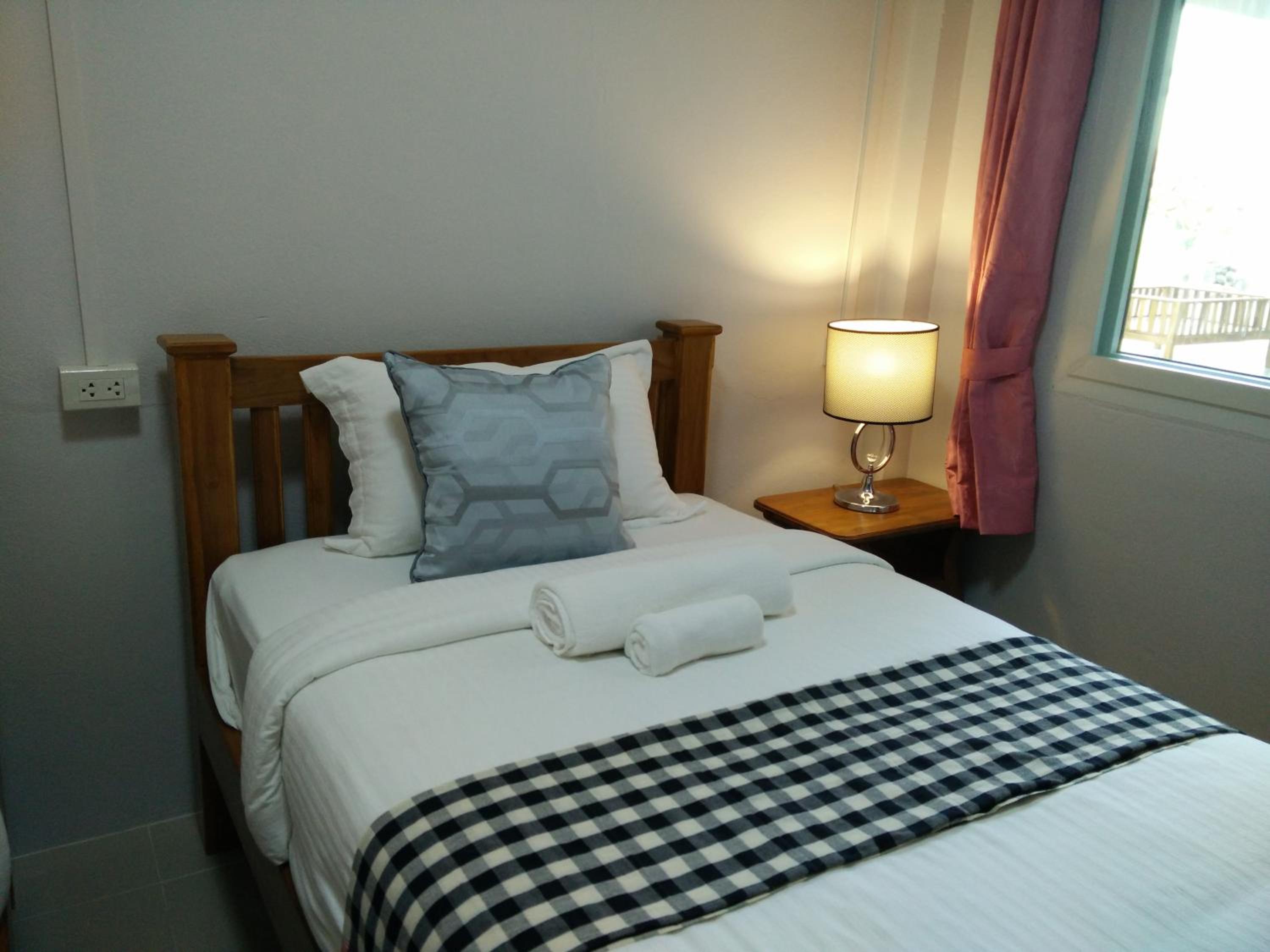 Budget Twin Room photo 2
