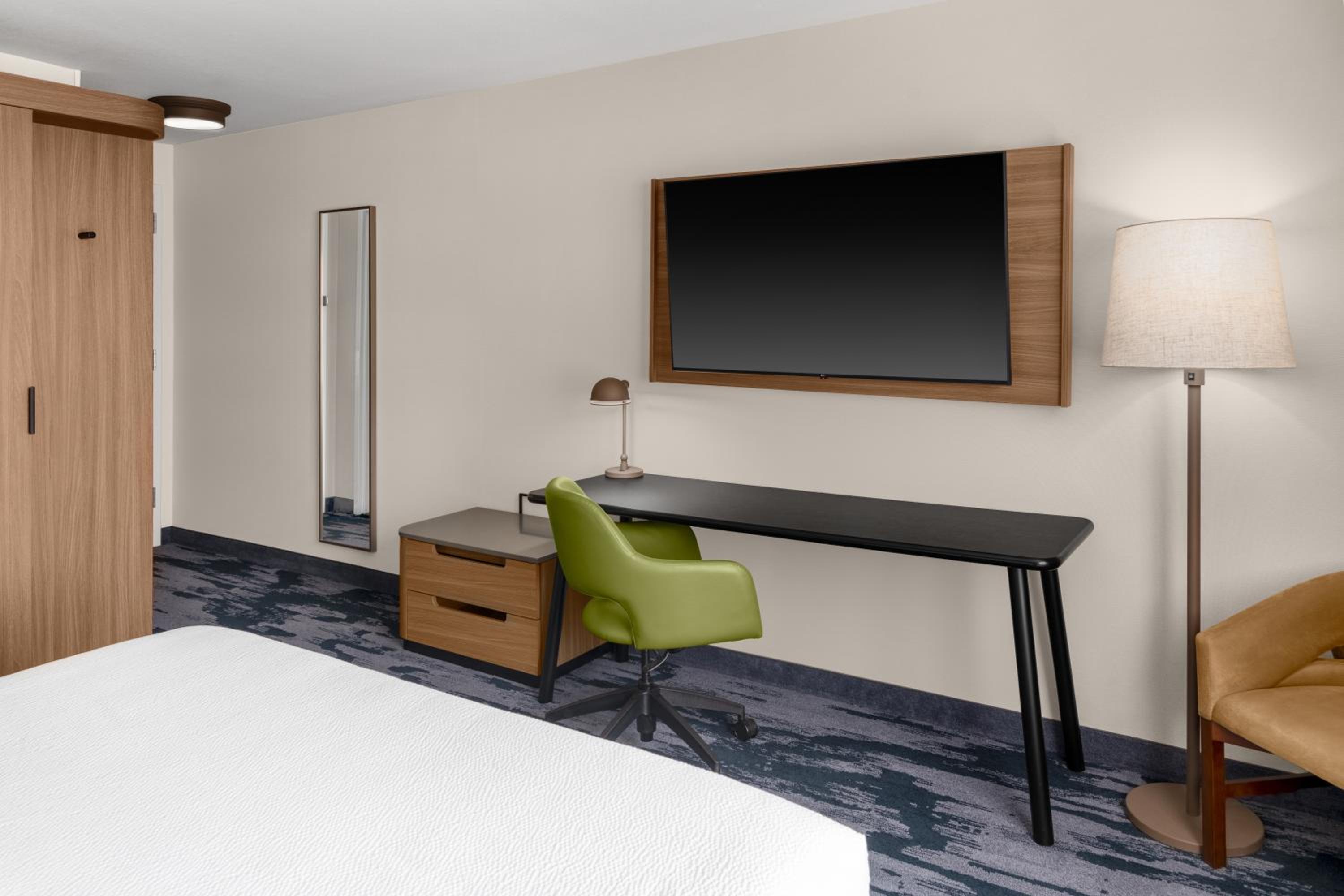 Standard King Room