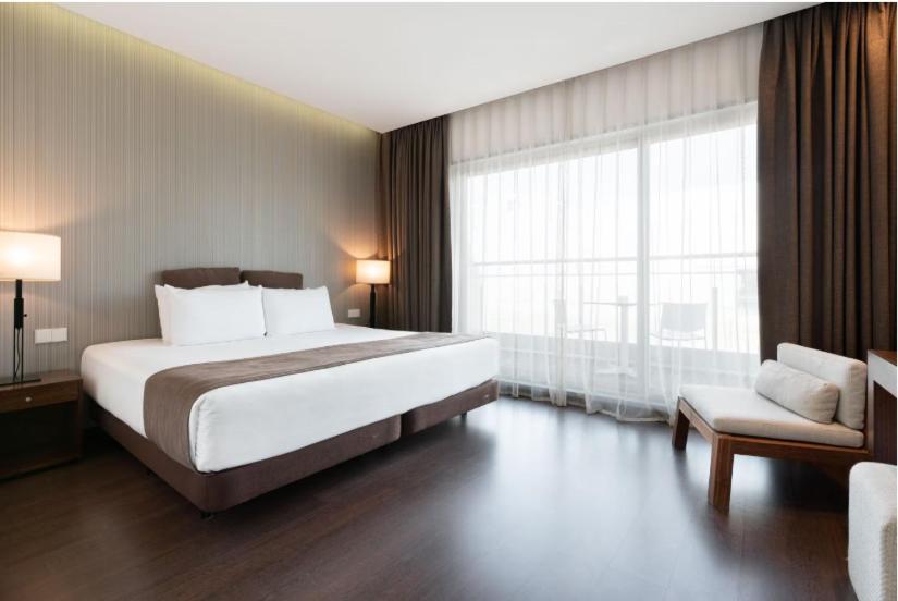 Deluxe Double Room with Terrace - Photo 3
