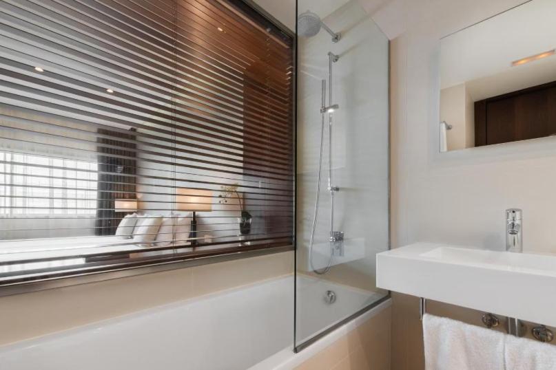 Superior Double or Twin Room with Sea View - Photo 4