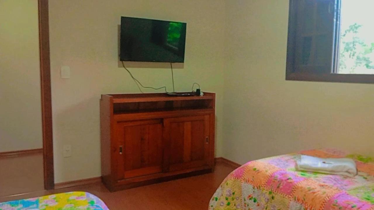 Deluxe Family Suite photo 1