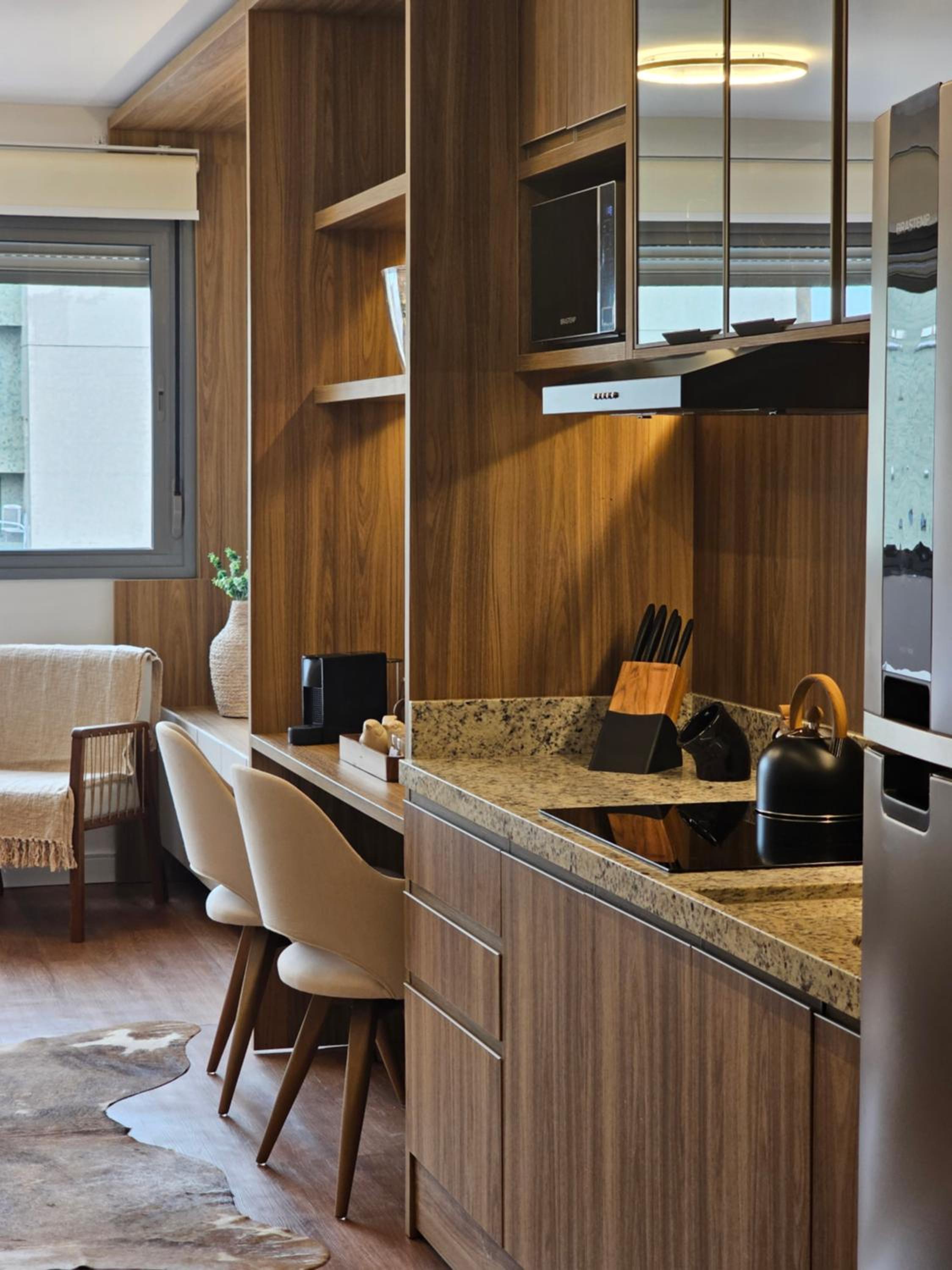 Studio Apartment with Queen Bed