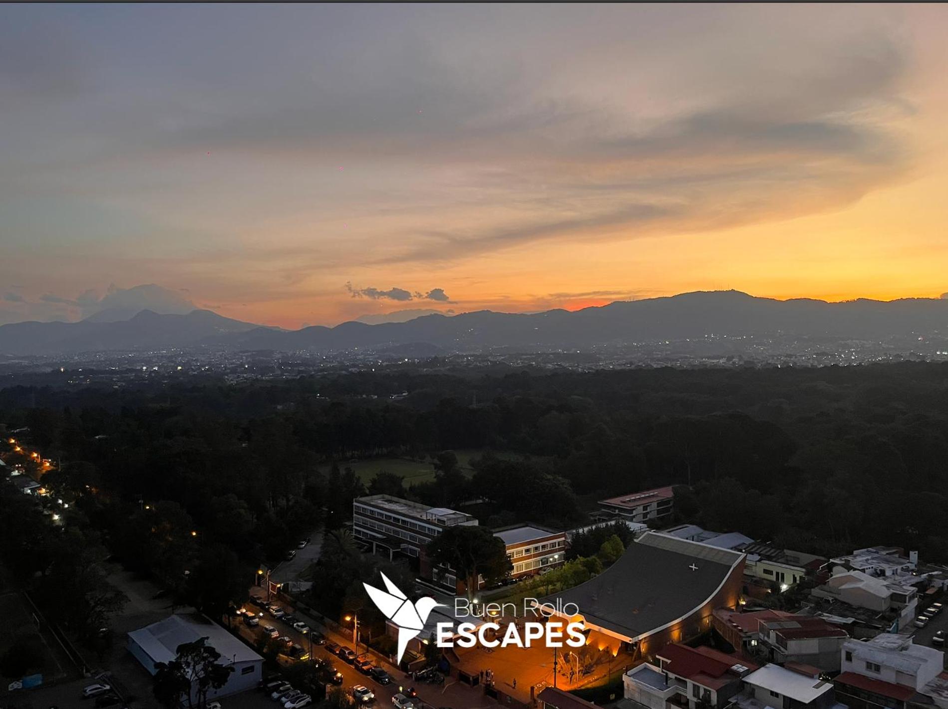 Three-Bedroom Apartment with Mountain View photo 2