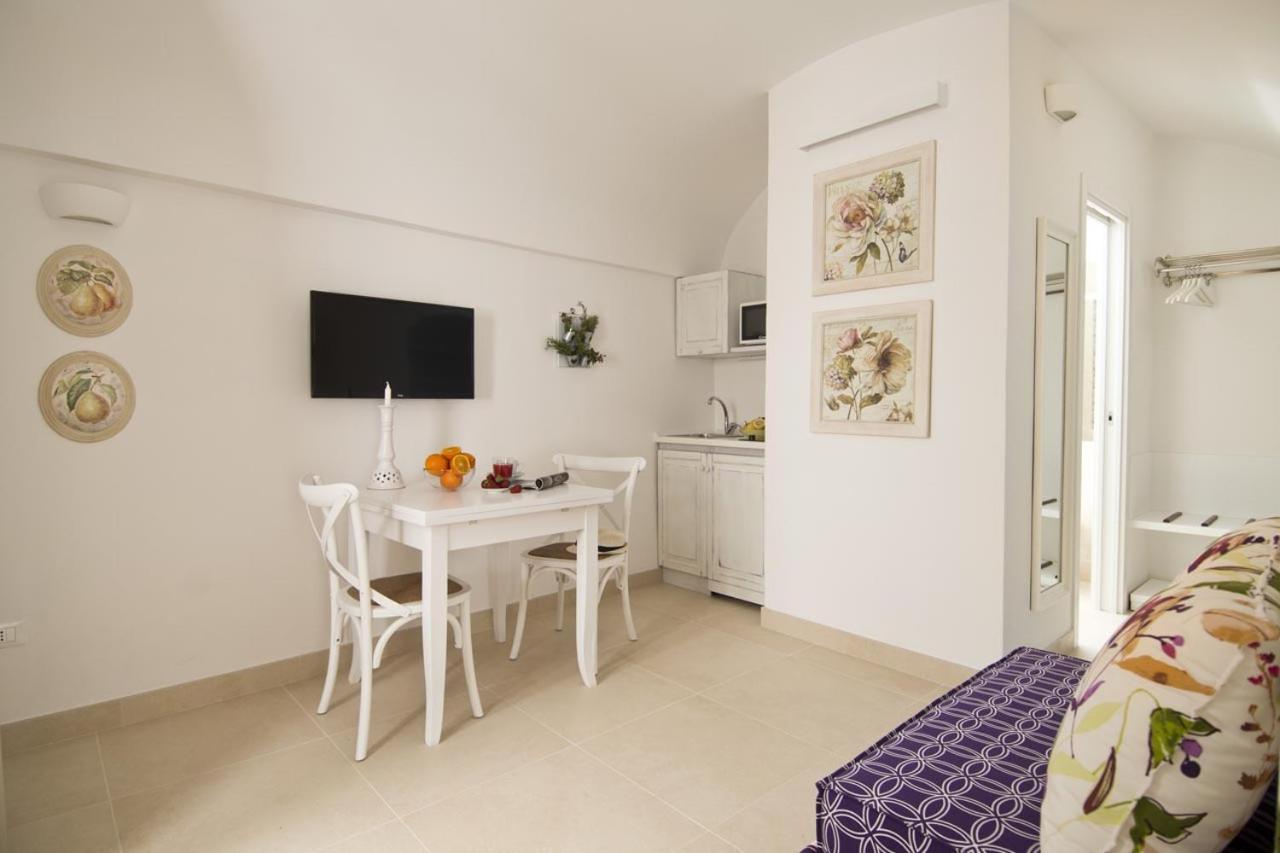 Apartment - Ground Floor photo 3