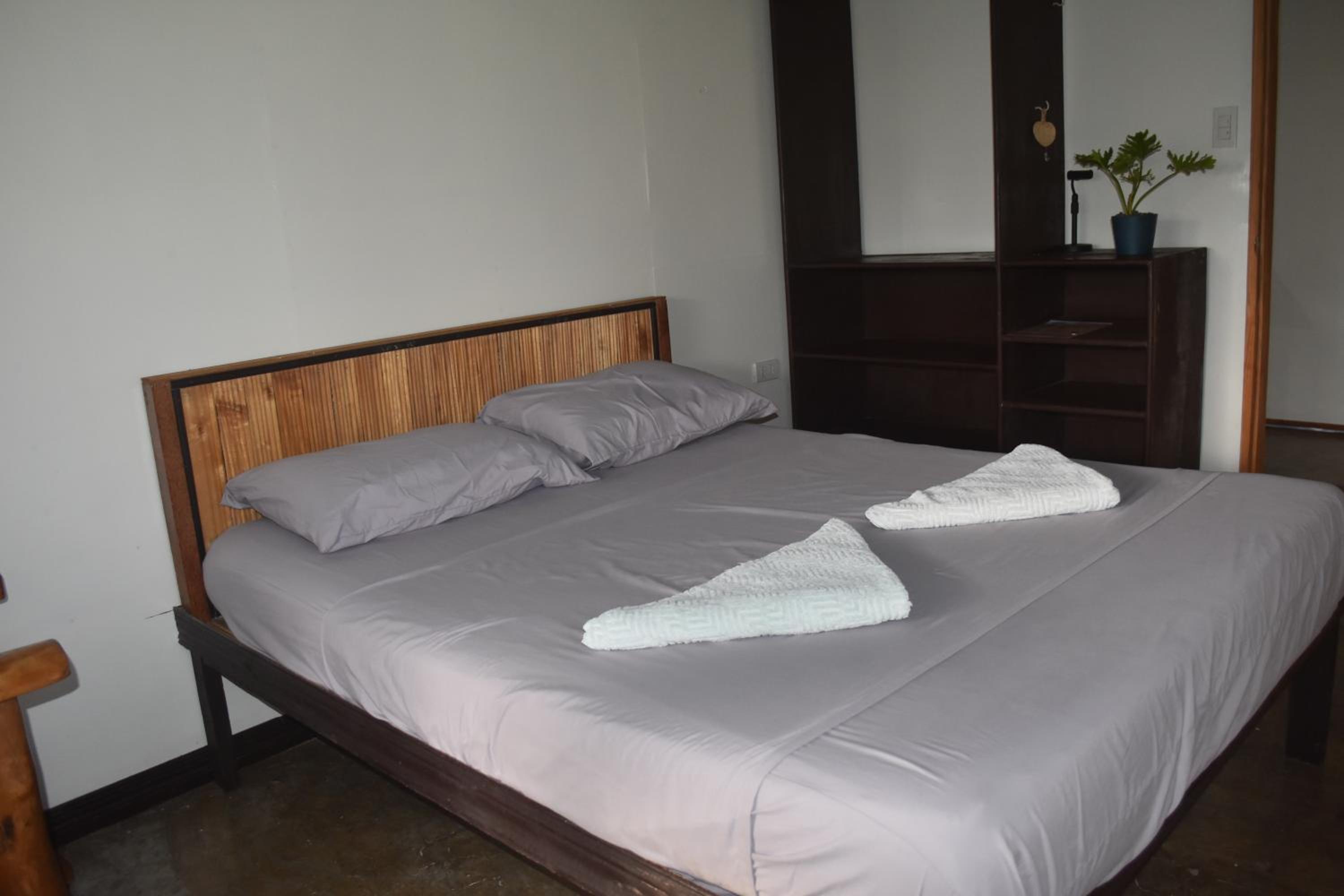Standard Double Room with Fan photo 3