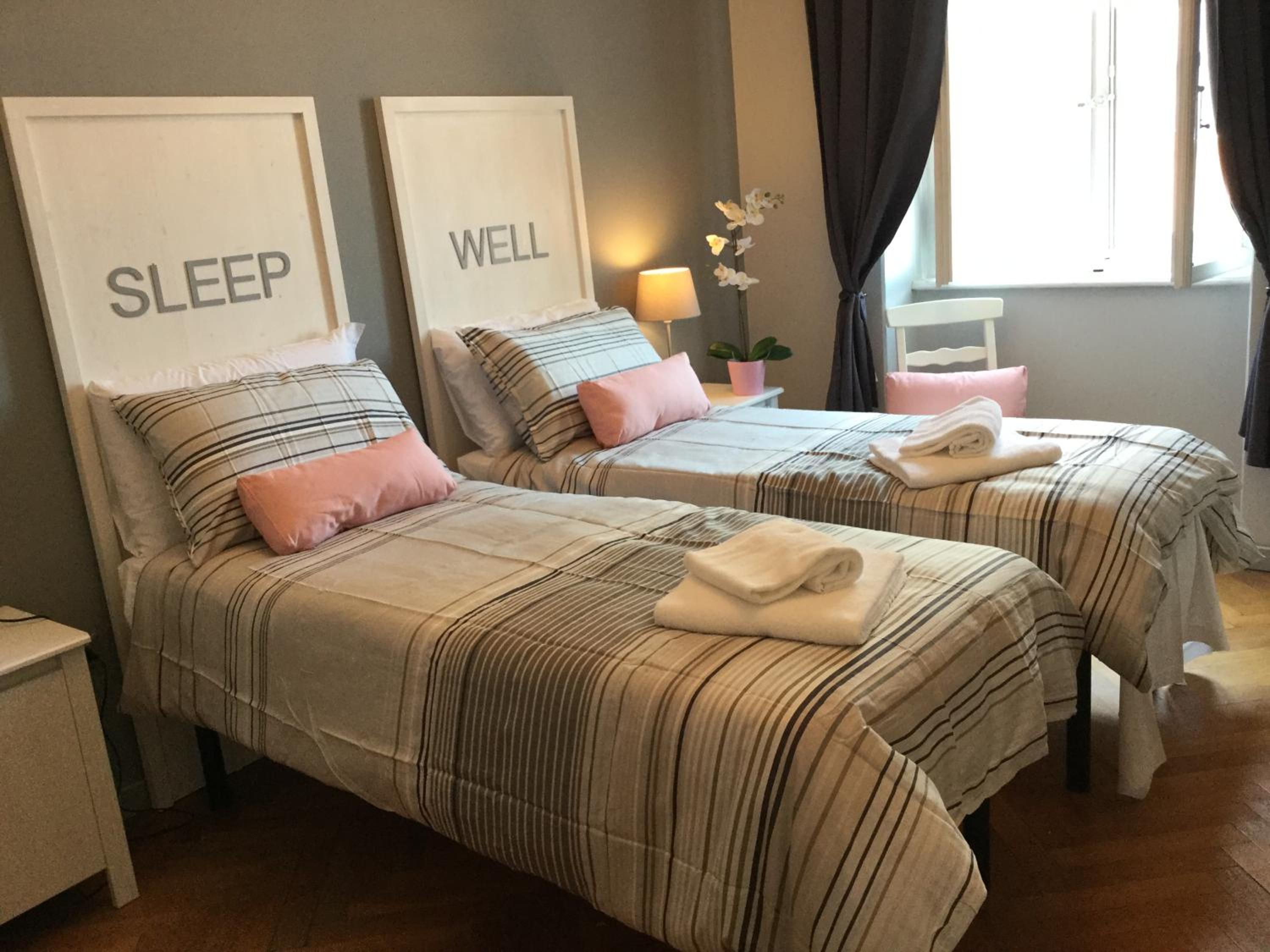 Twin Room with Private Bathroom