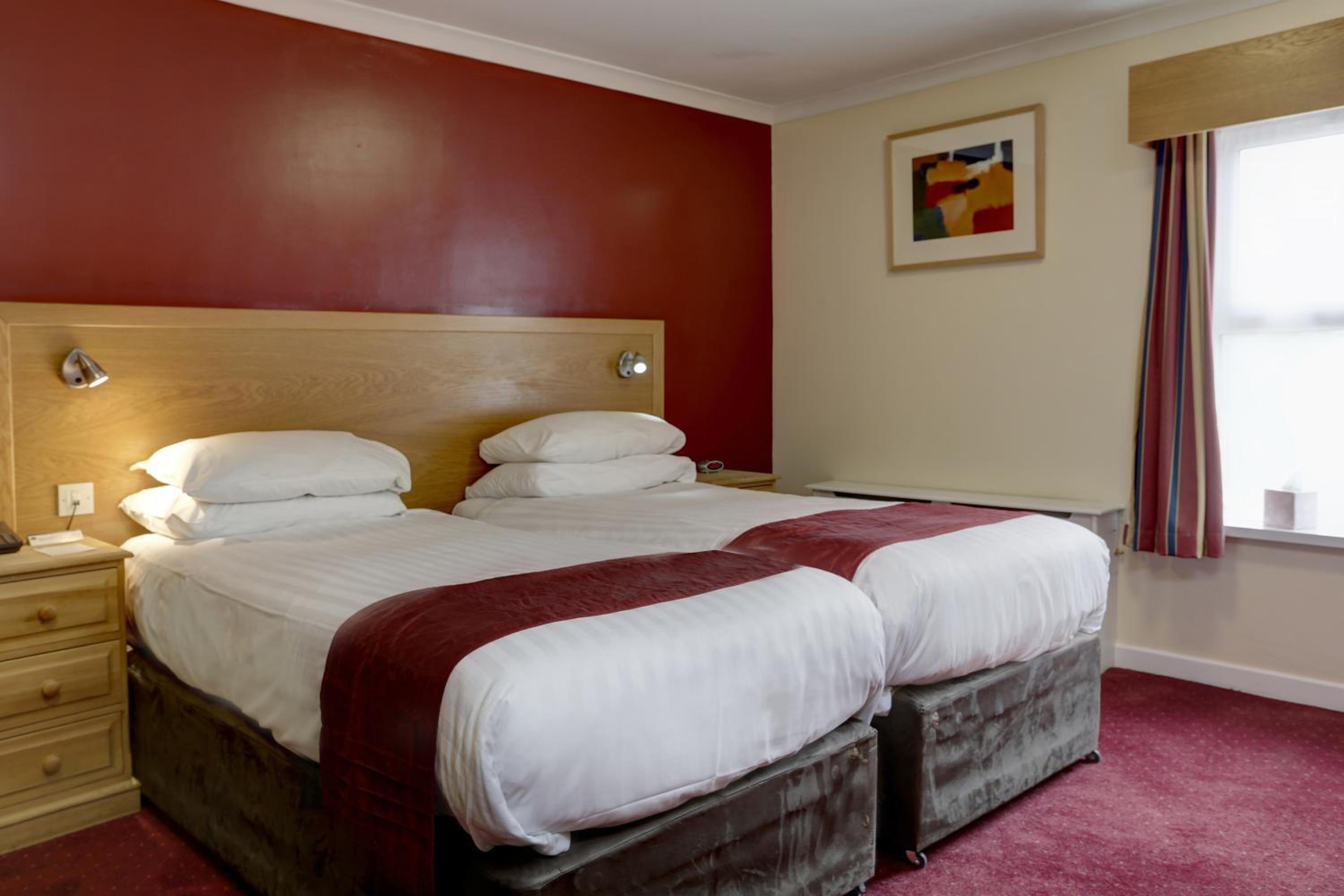 Executive Twin Room - Photo 3