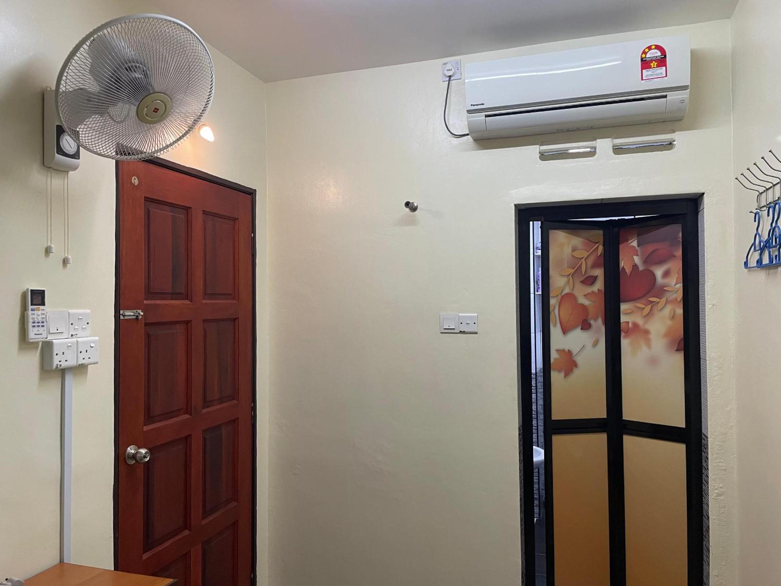 Double Room with Private Bathroom