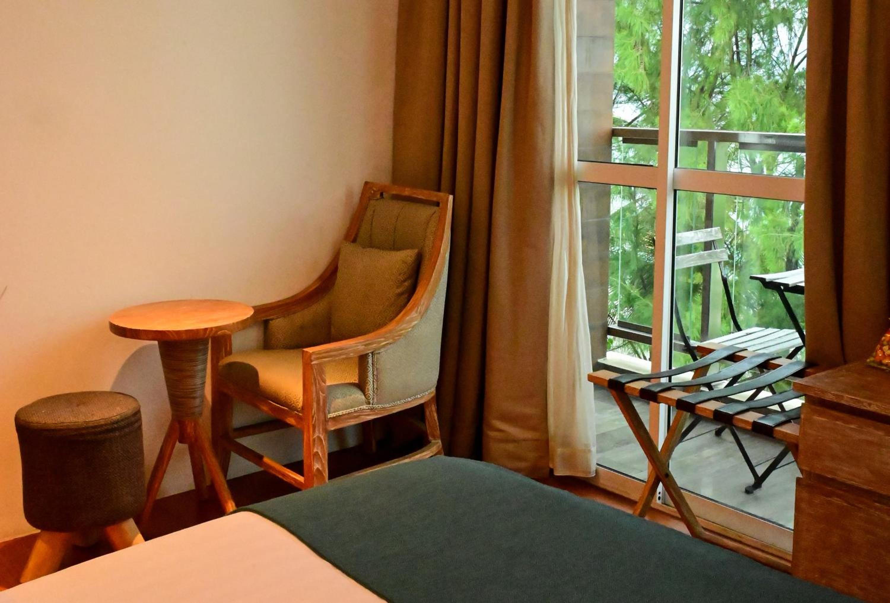 Deluxe Double Room with Sea View - Photo 8