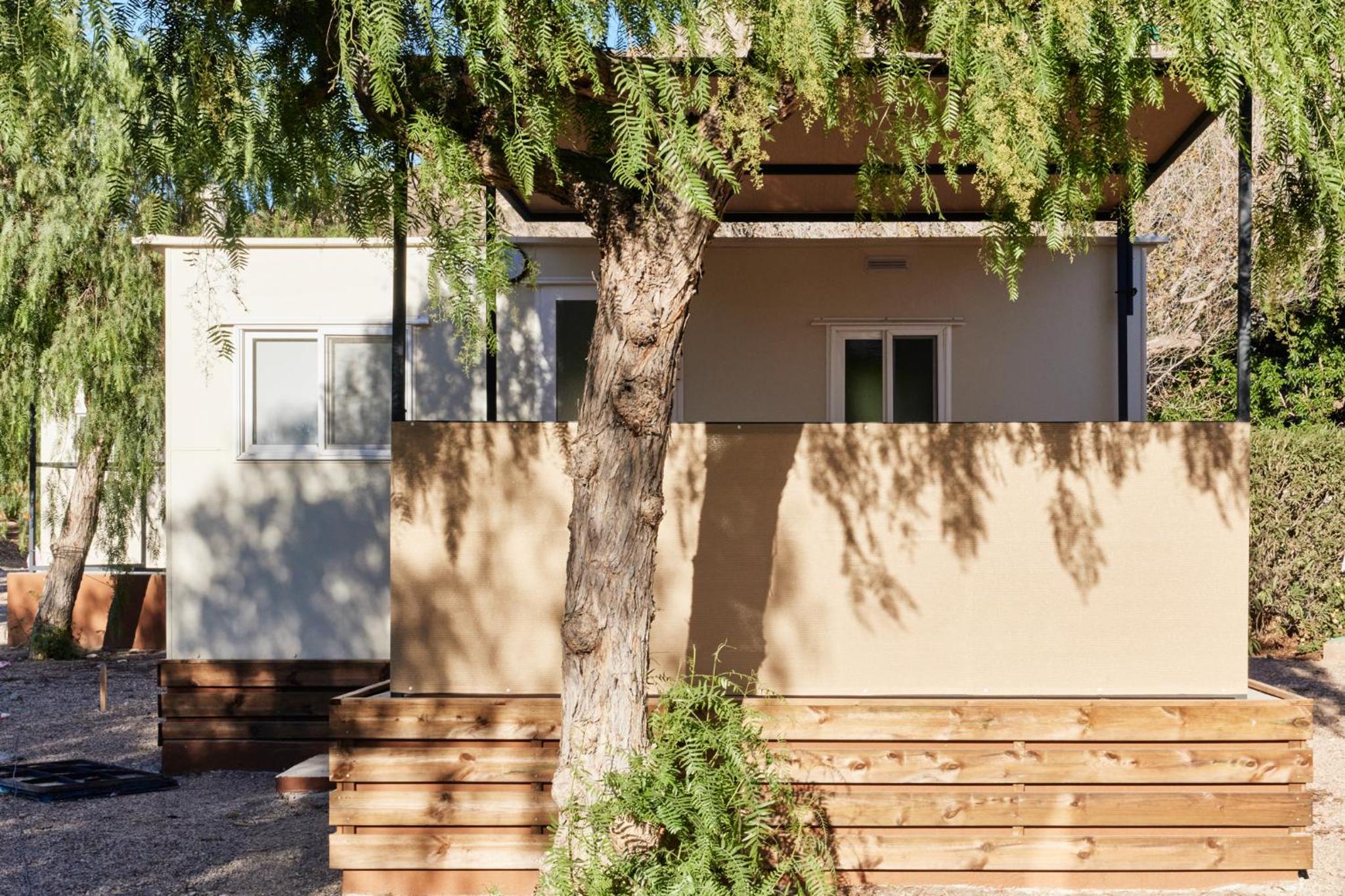 One-Bedroom Bungalow