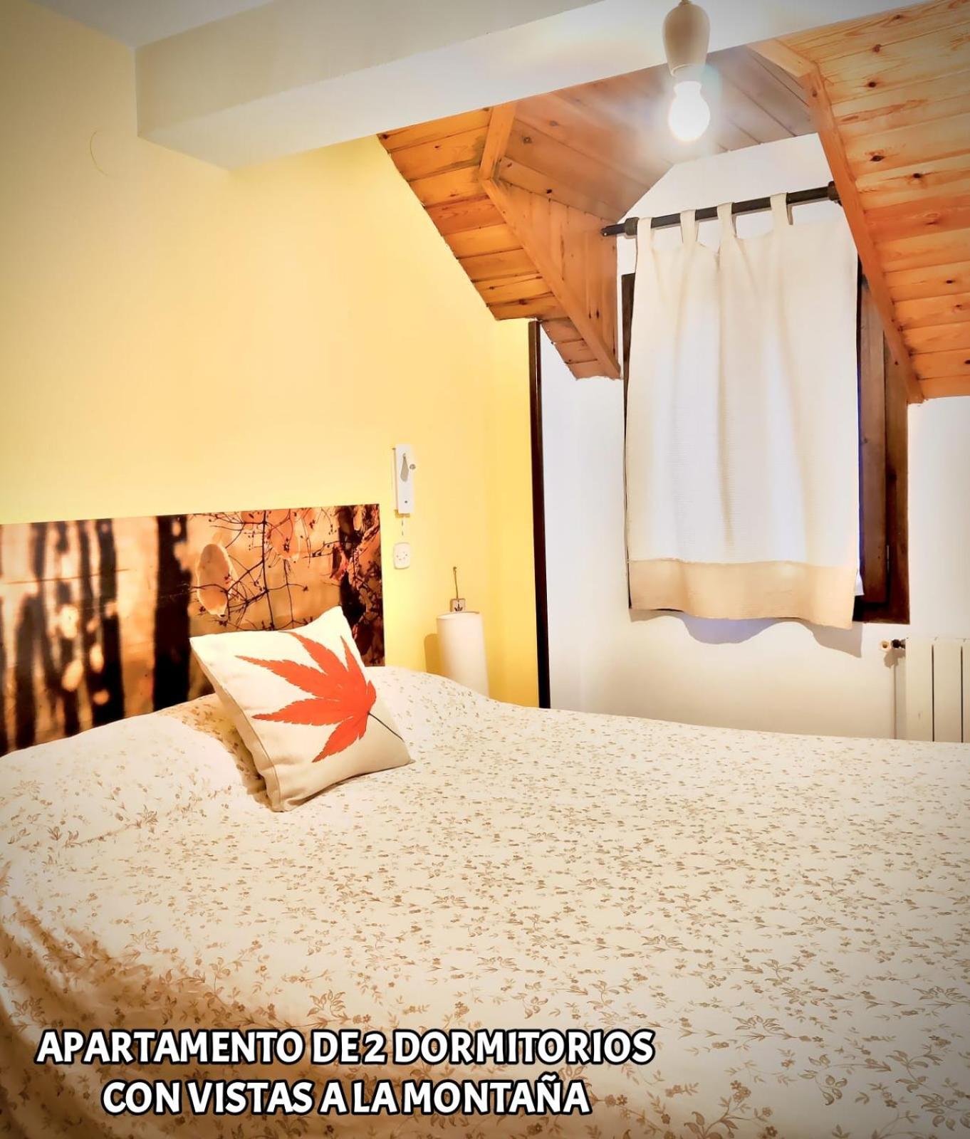 Two-Bedroom Apartment with Mountain View photo 3