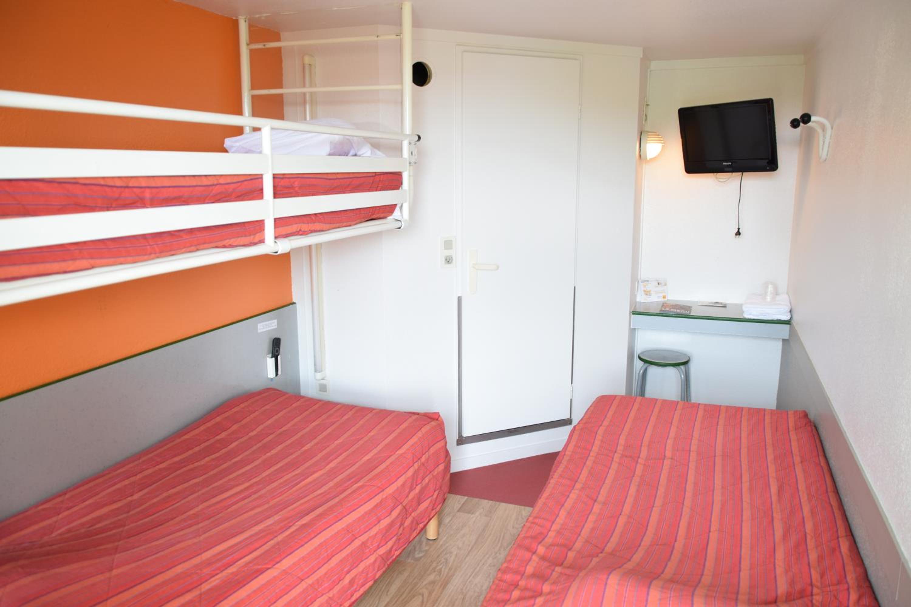 Triple Room - Photo 5