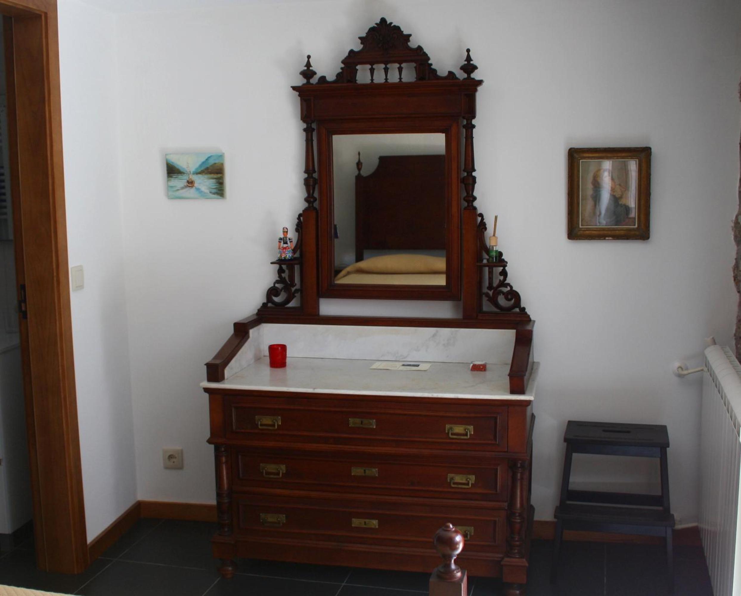 Standard Suite - Photo 4