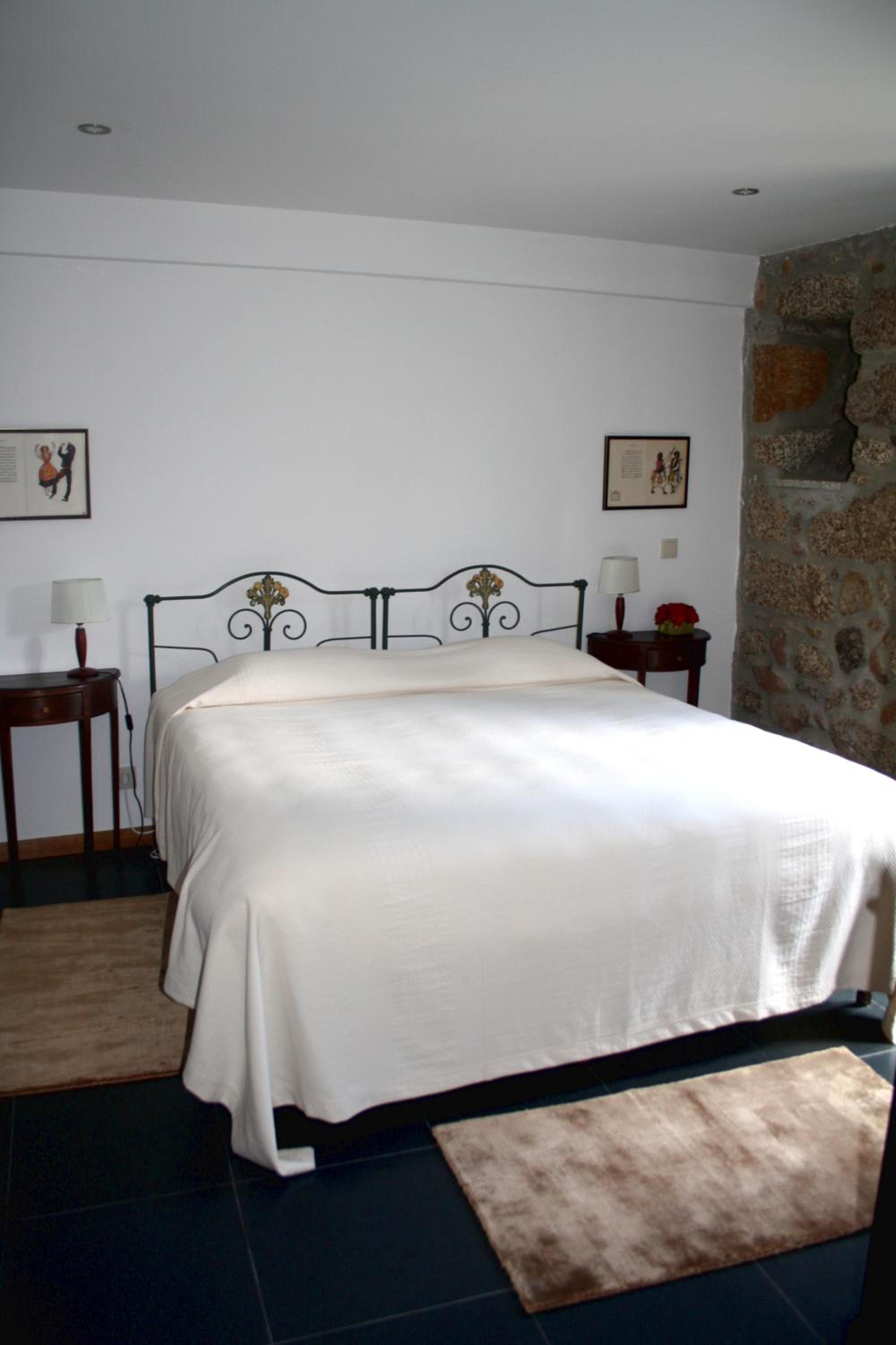Two-Bedroom Suite - Photo 7