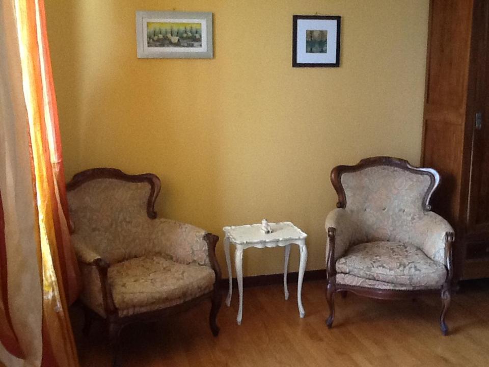 Deluxe King Room photo 3