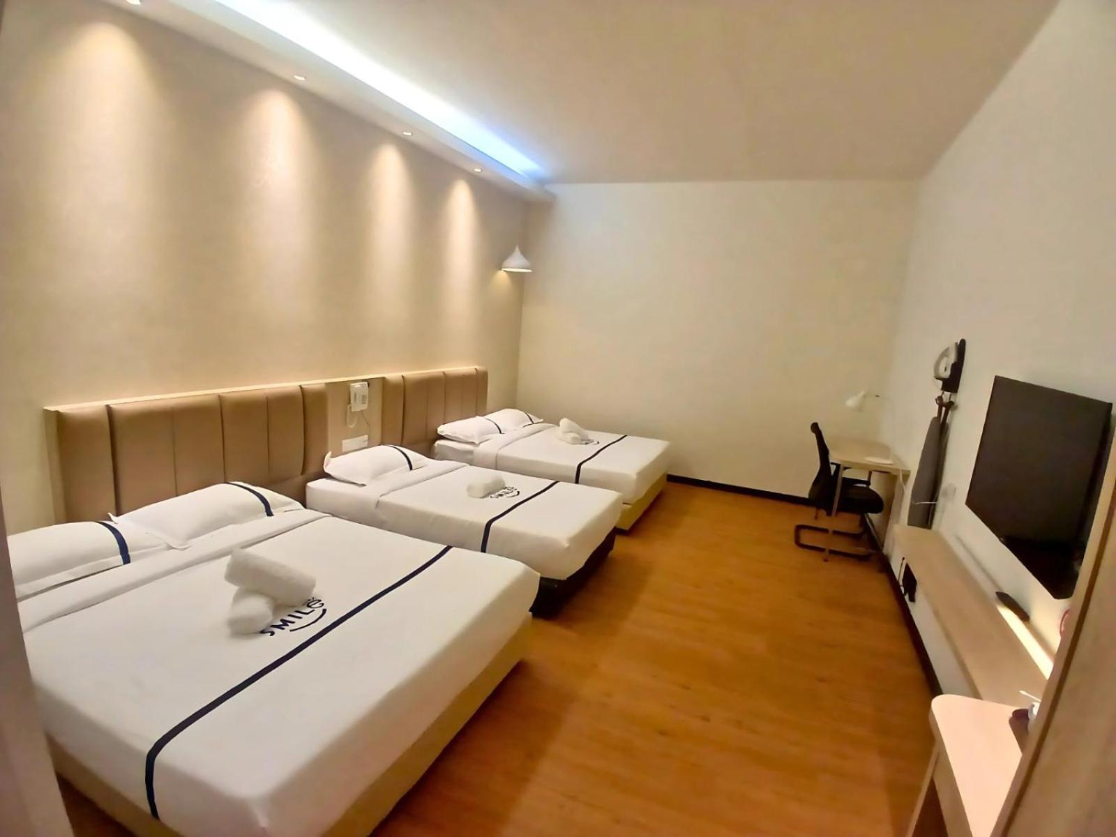 Deluxe Family Room