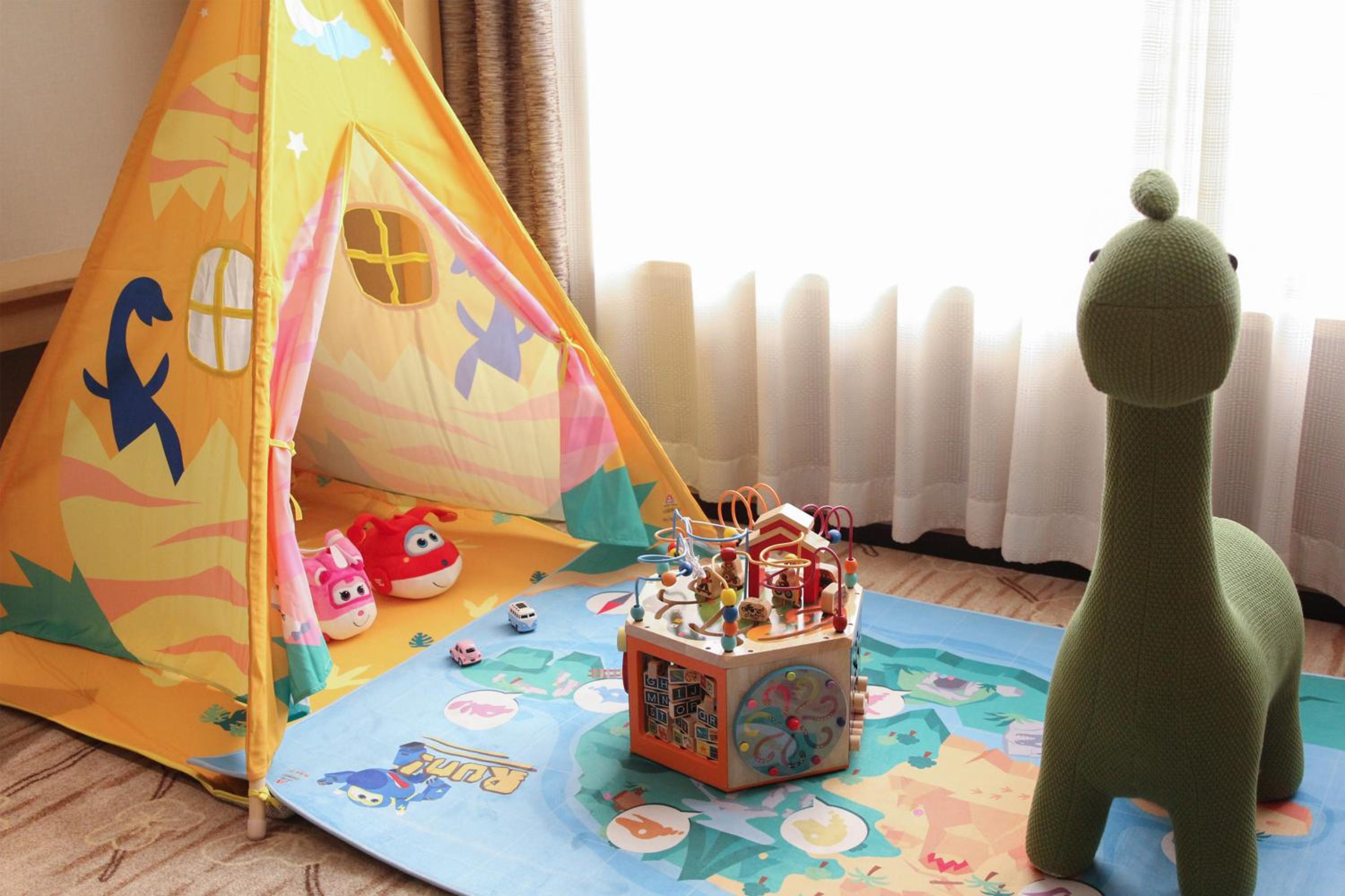 Swiss Signature Twin Room - Cartoon Theme