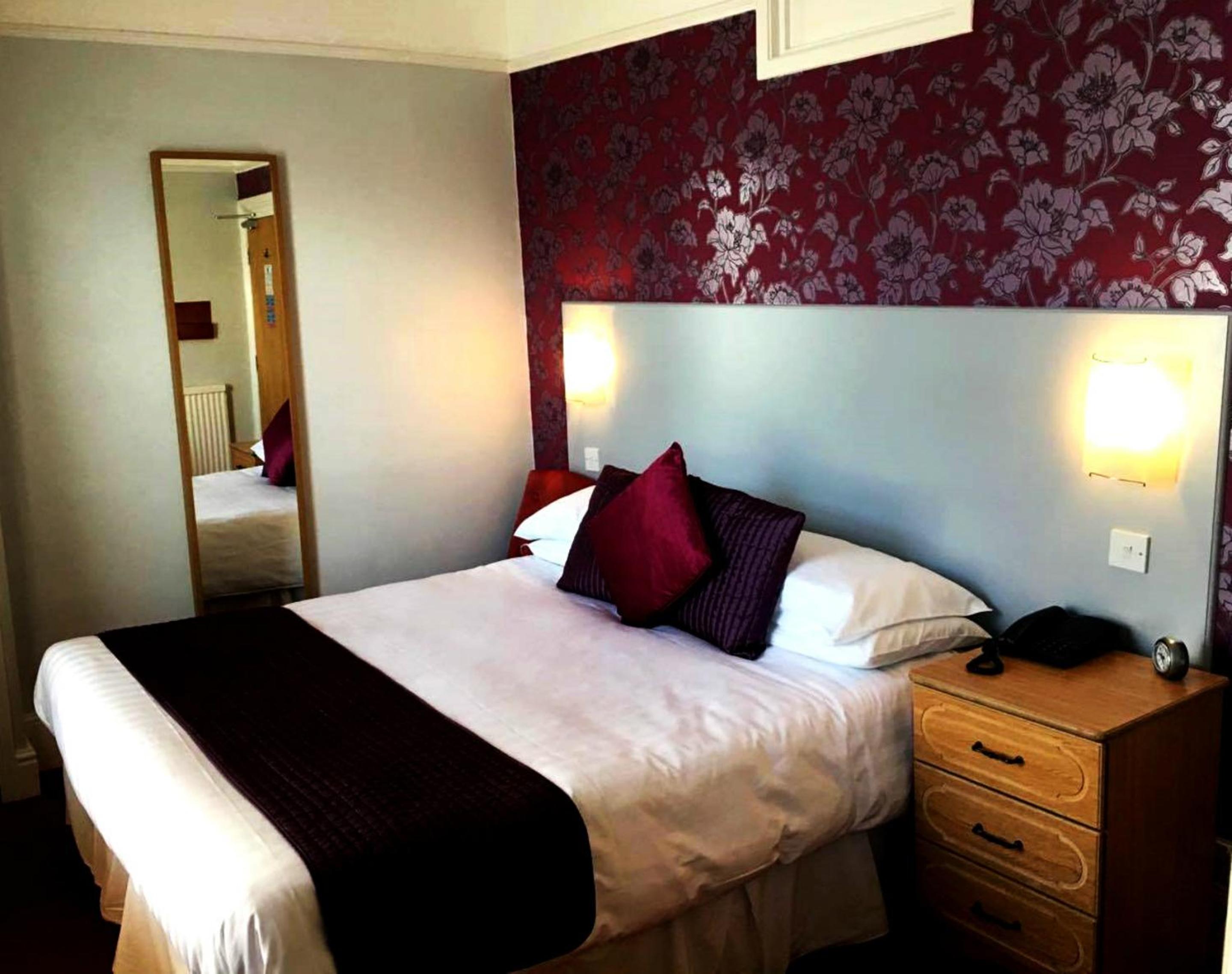 Standard Double Room photo 3