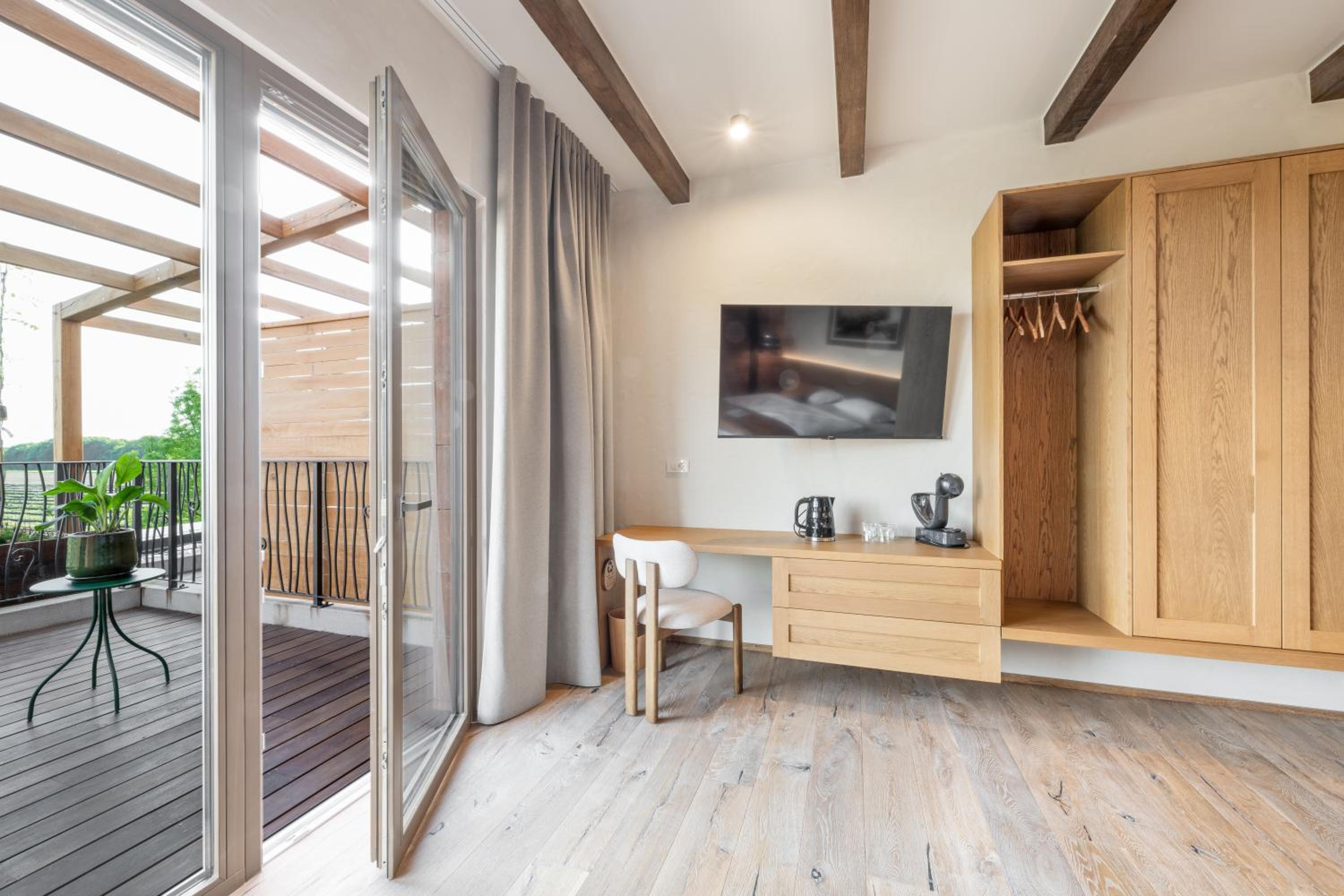 Suite with Terrace photo 3