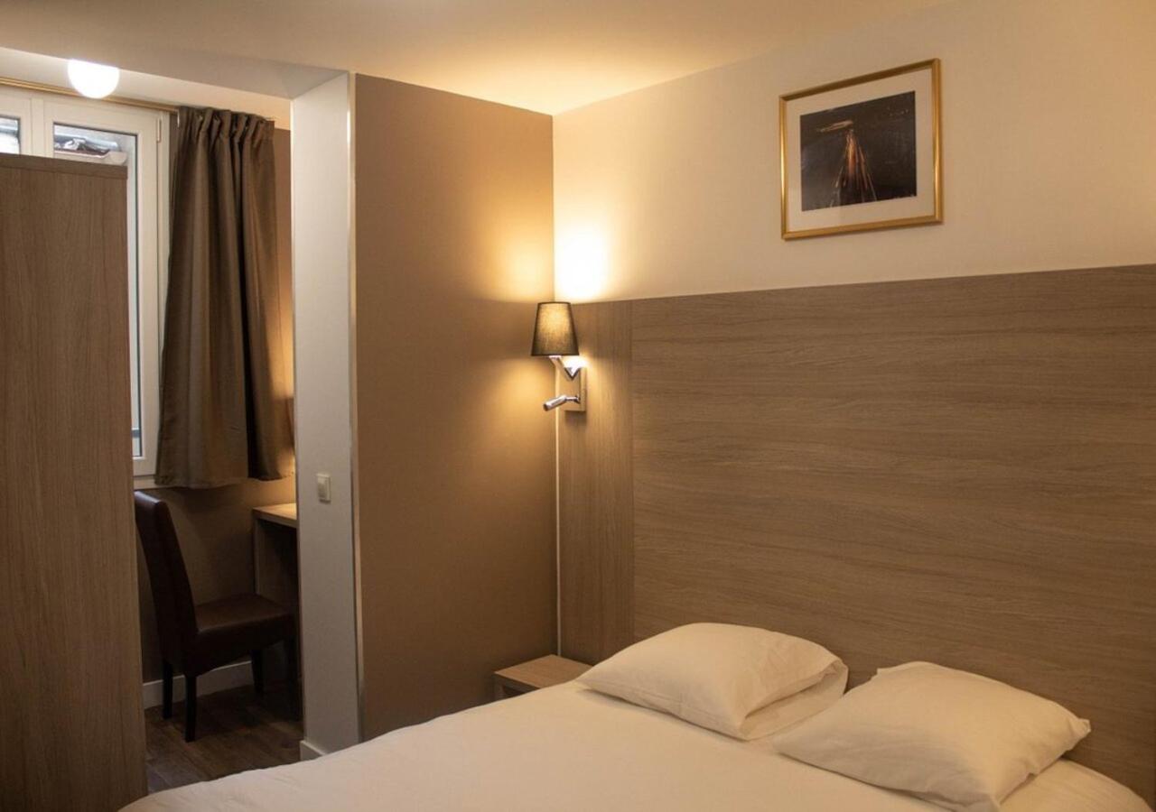 Double or Twin Room photo 1