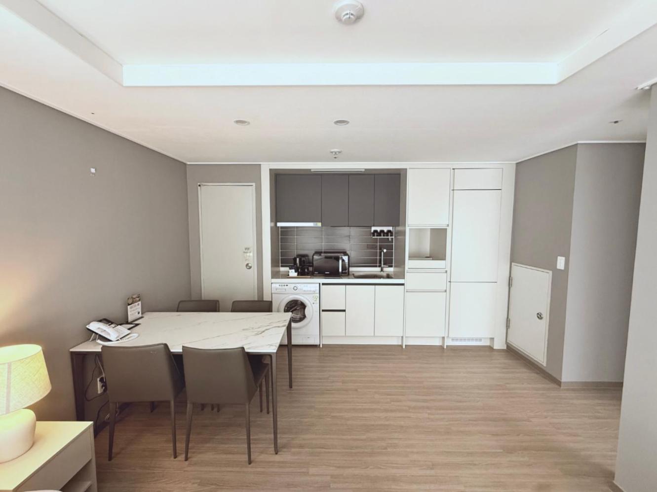 [Eco Plan] Sollago Family Suite - No Cleaning Service Included during stay(Paid bedding and towel change) - Photo 4