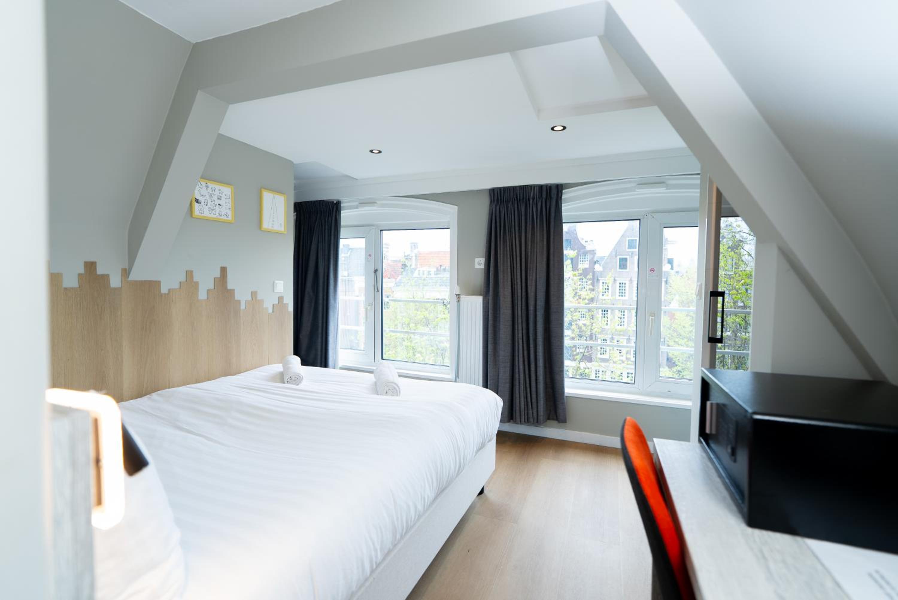 Double Canal View with Private Bathroom