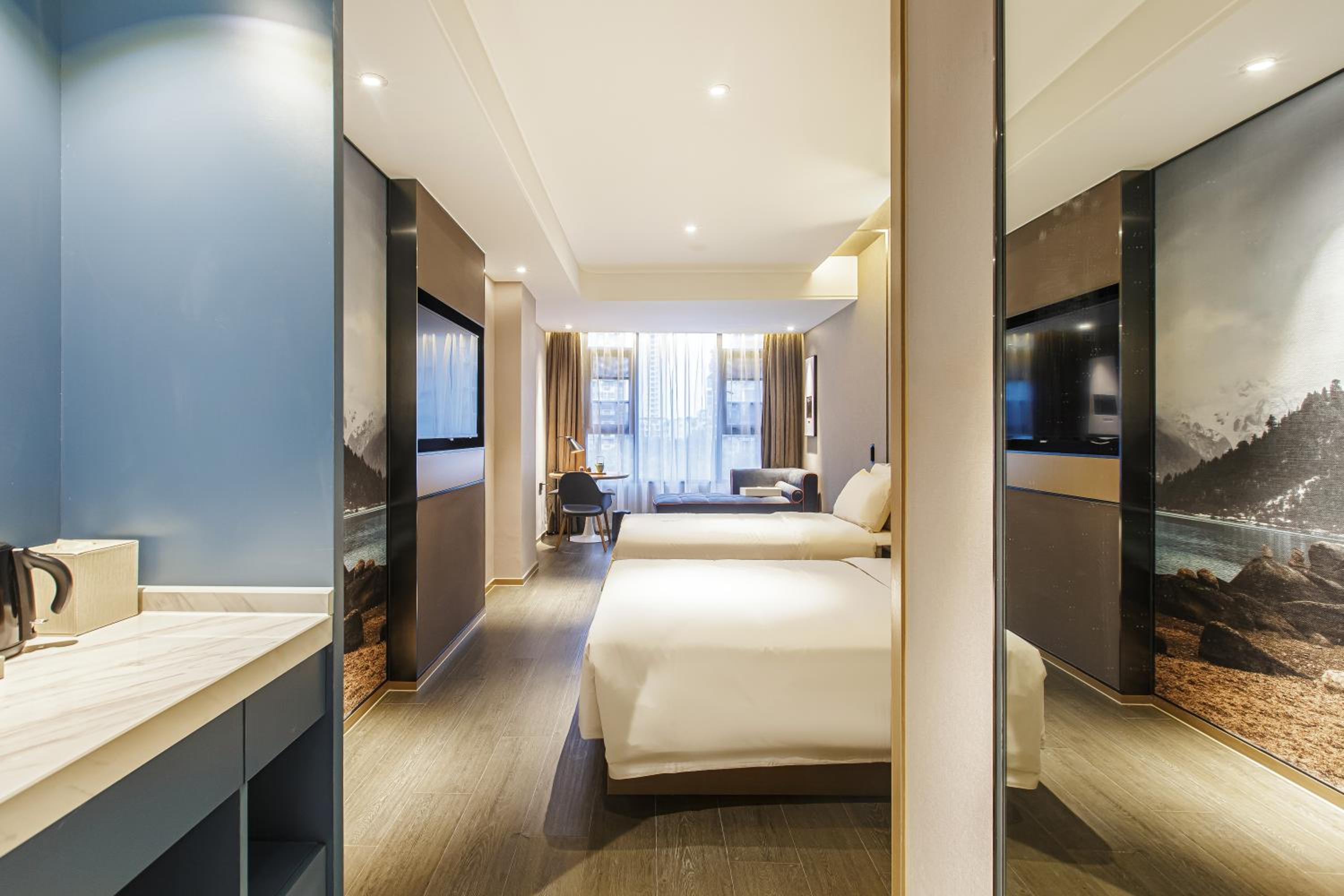 Executive Twin Room - Photo 1