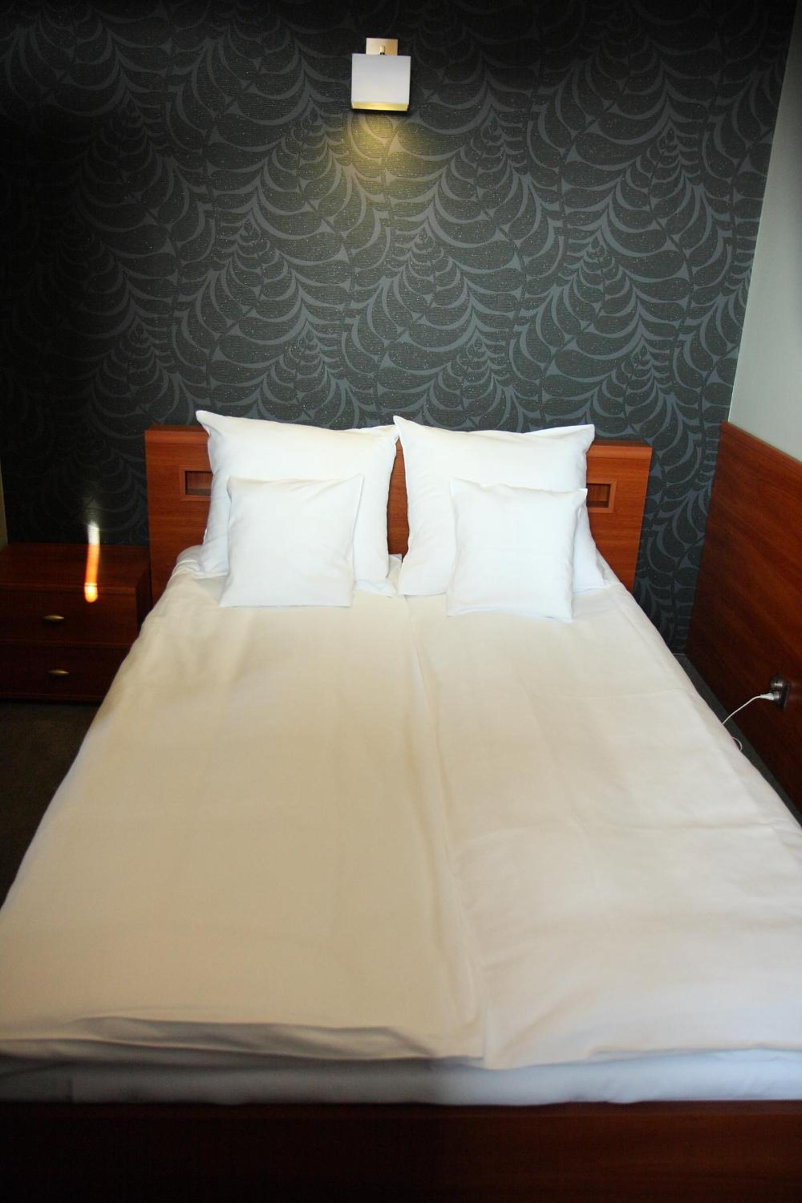 Standard Triple Room - Photo 1
