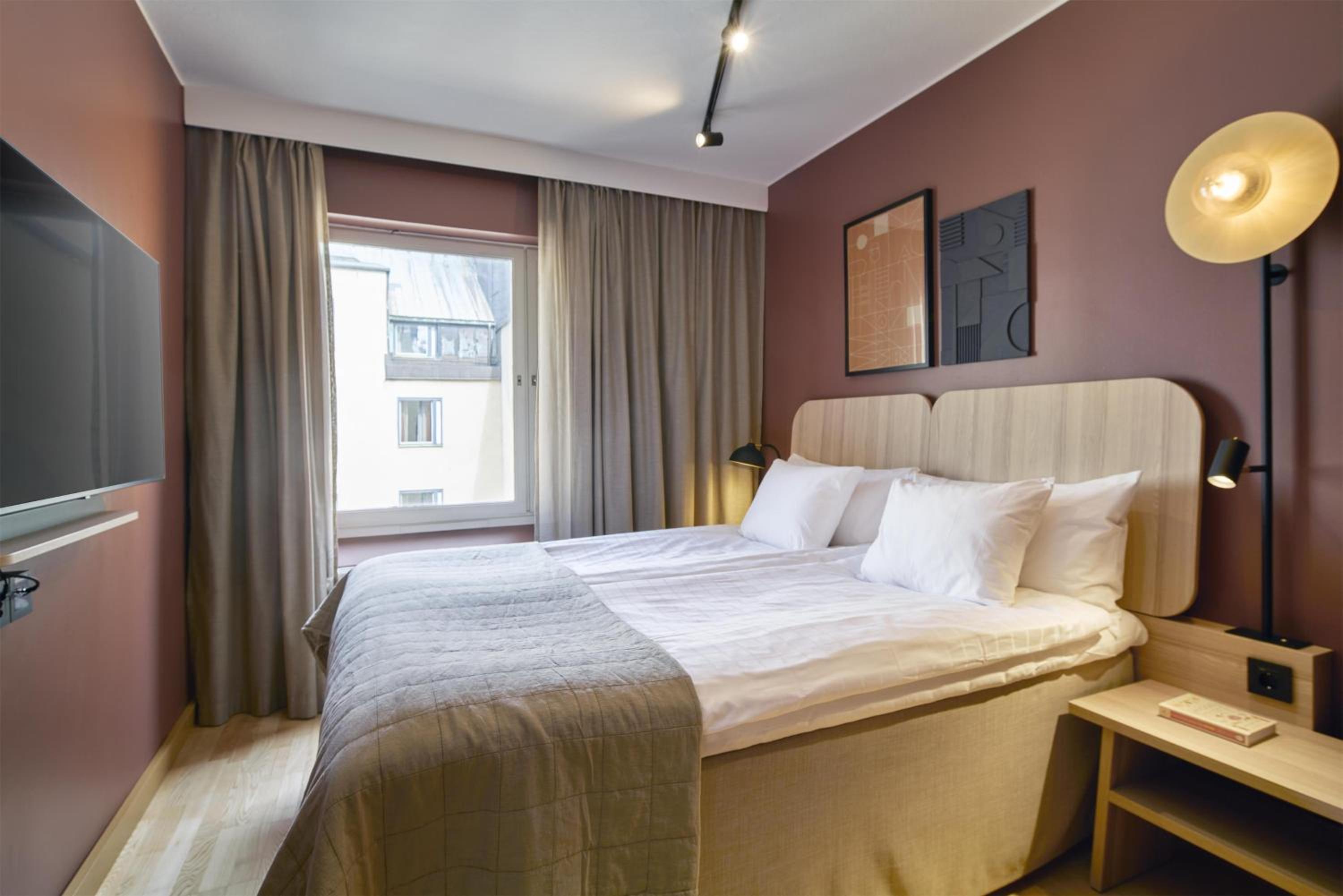 Standard King Room