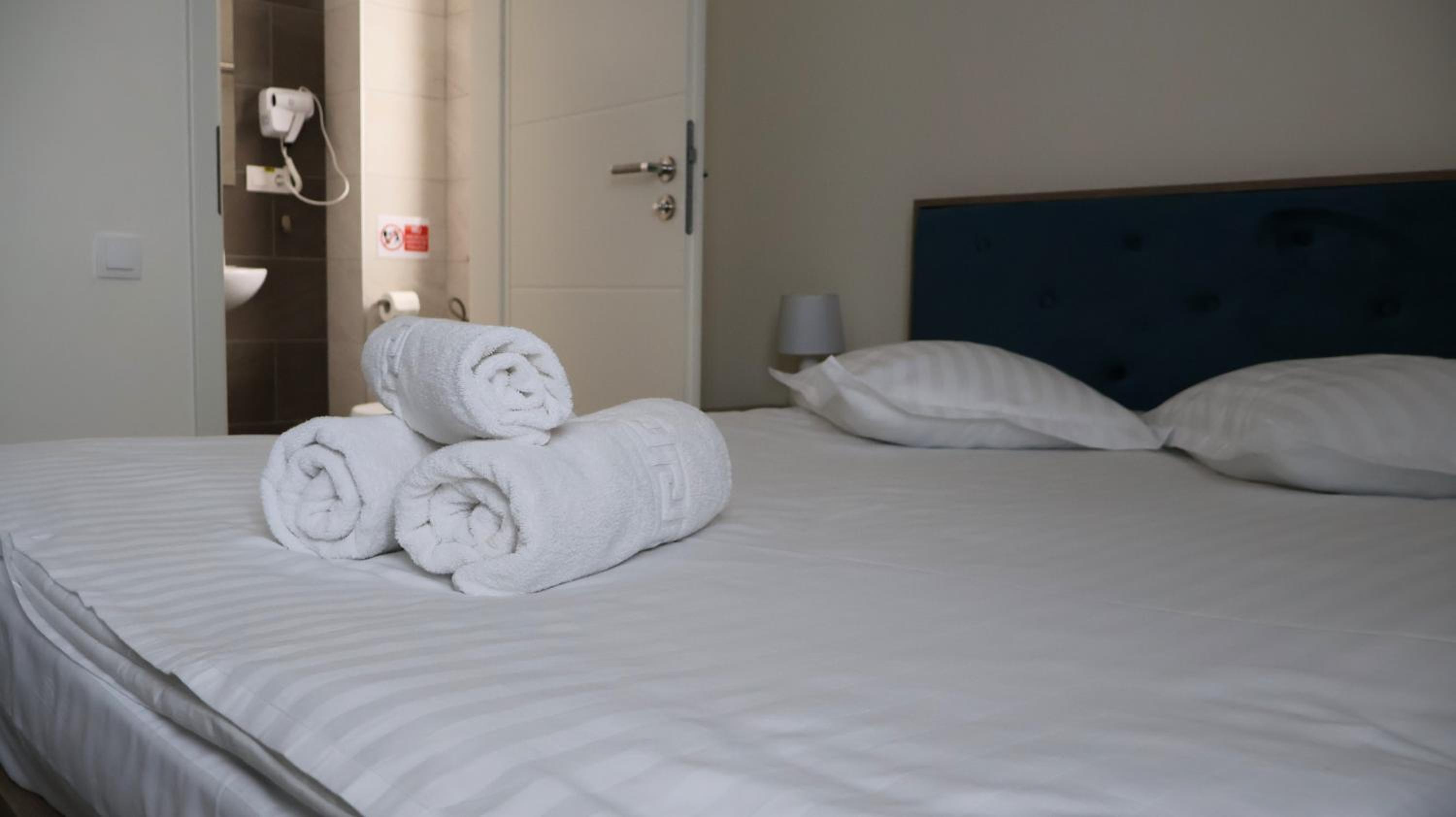 Double Room with Private Bathroom photo 1