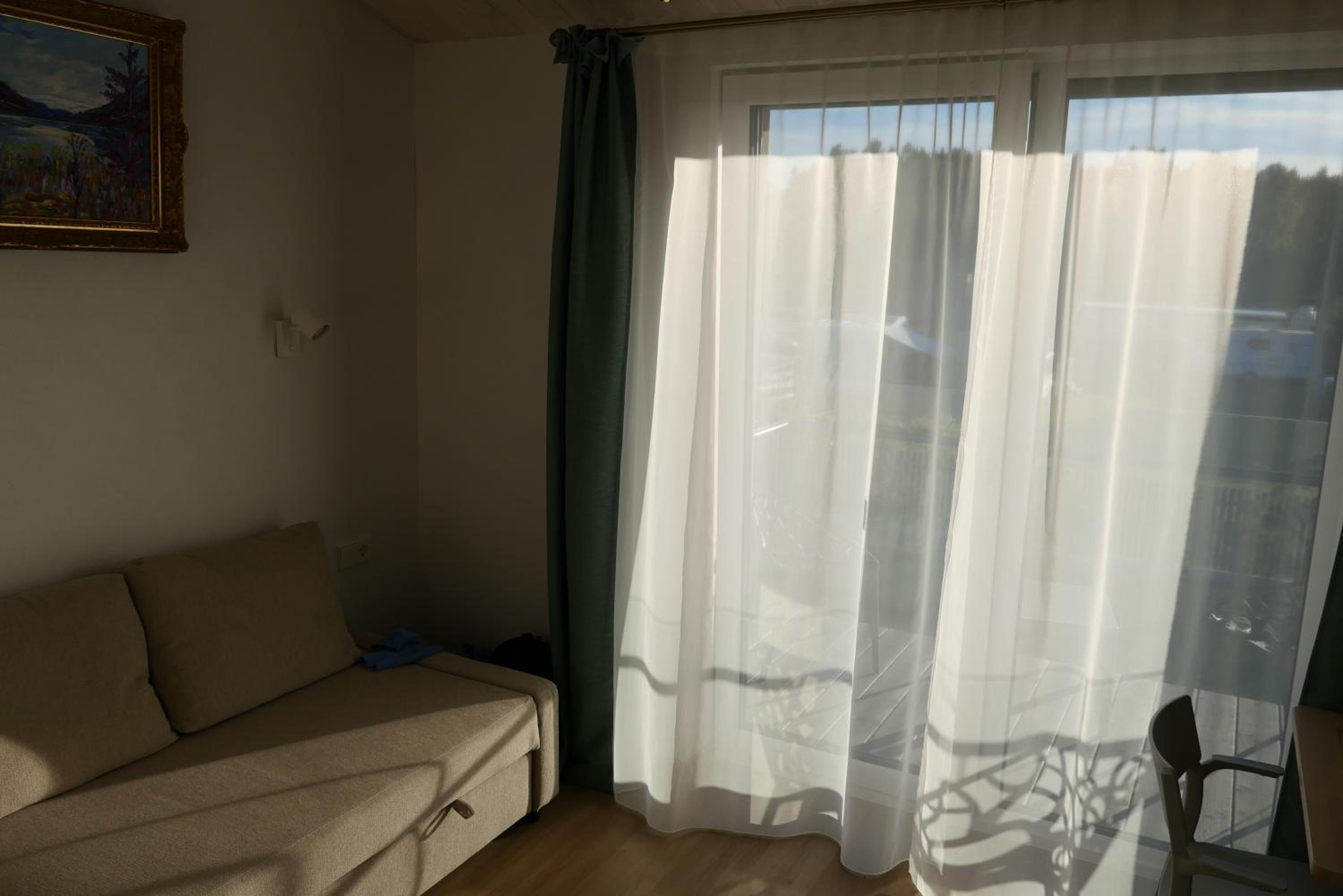Economy Double Room - Photo 13