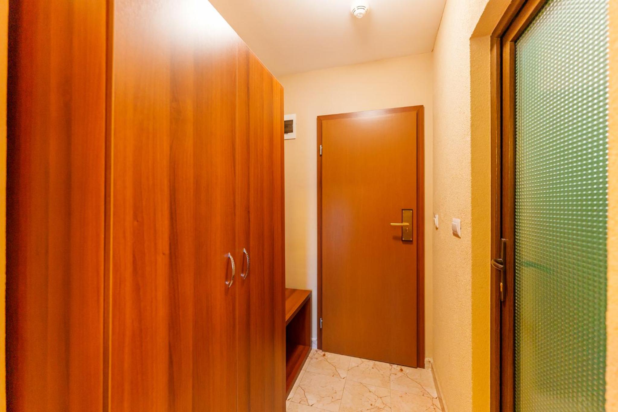 Quadruple Room - Photo 5
